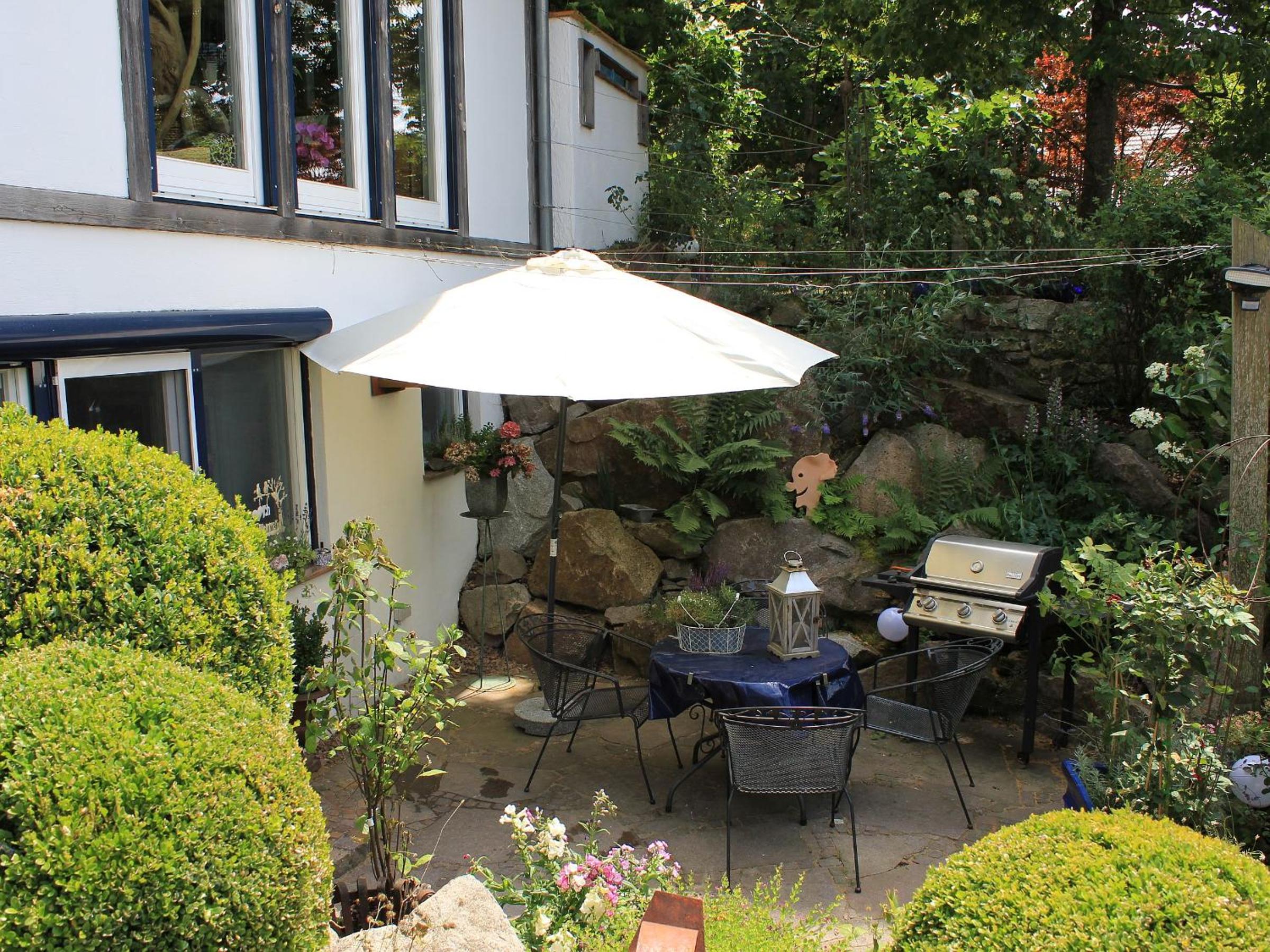 One-Bedroom Apartment with Garden View photo 3