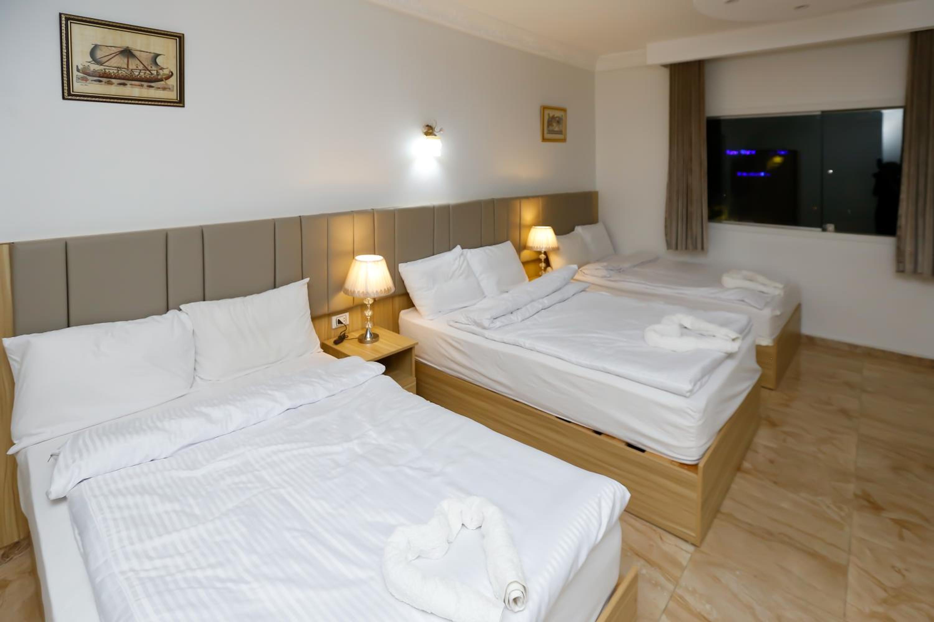 Luxury Triple Room