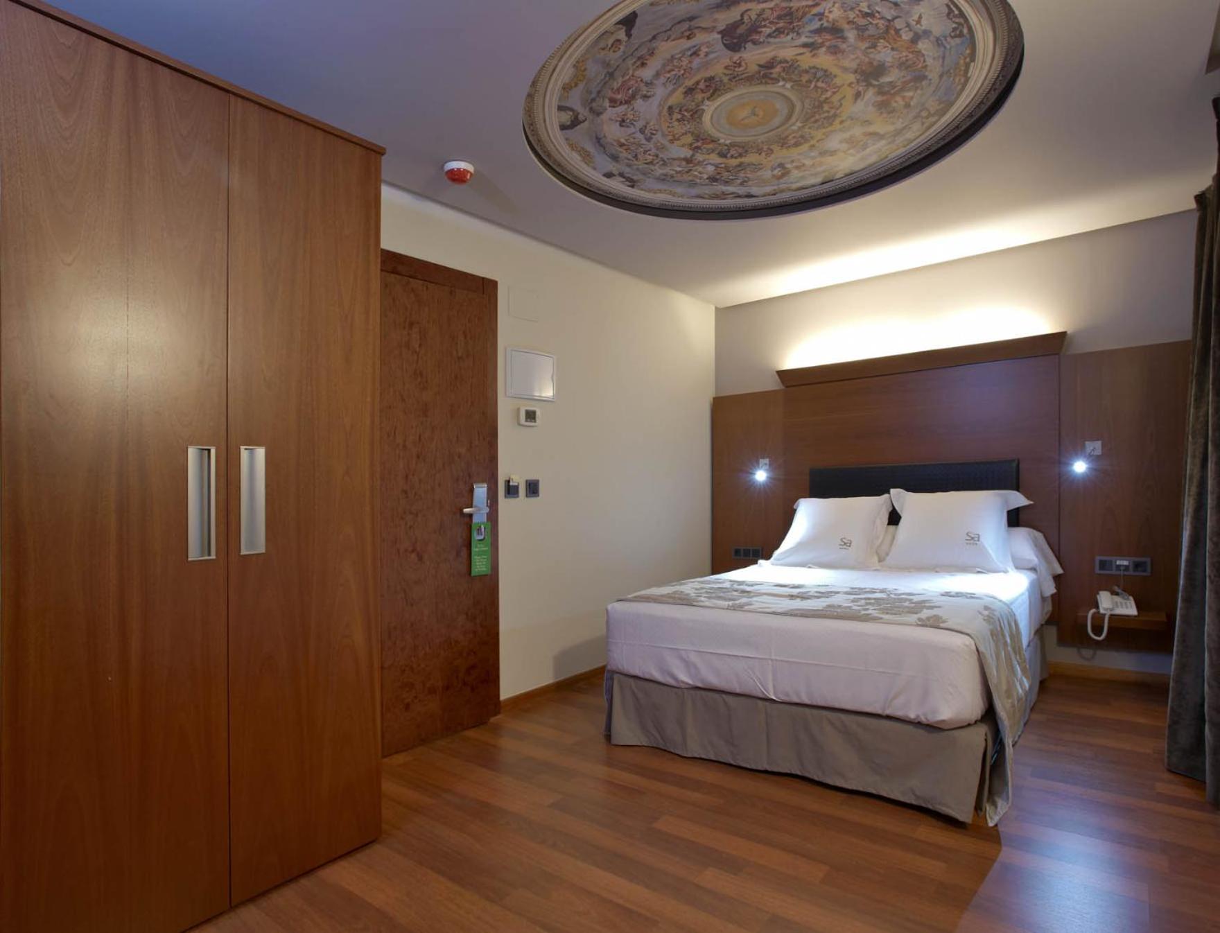 Single Room photo 3