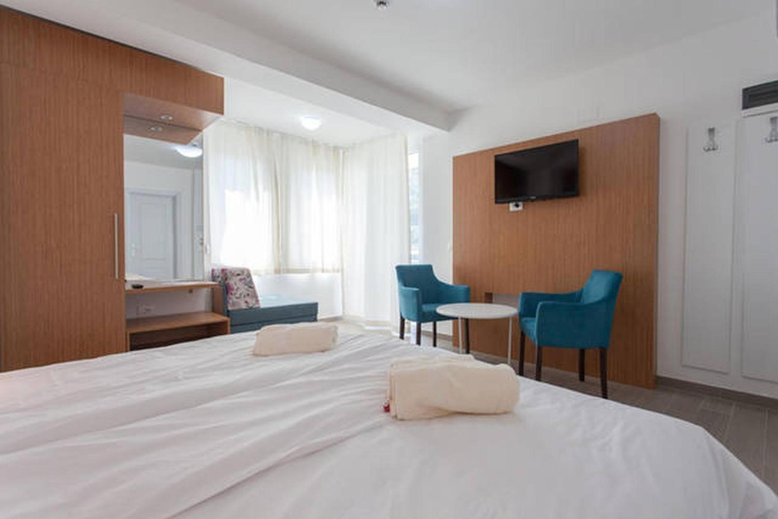 Triple Room - Photo 8