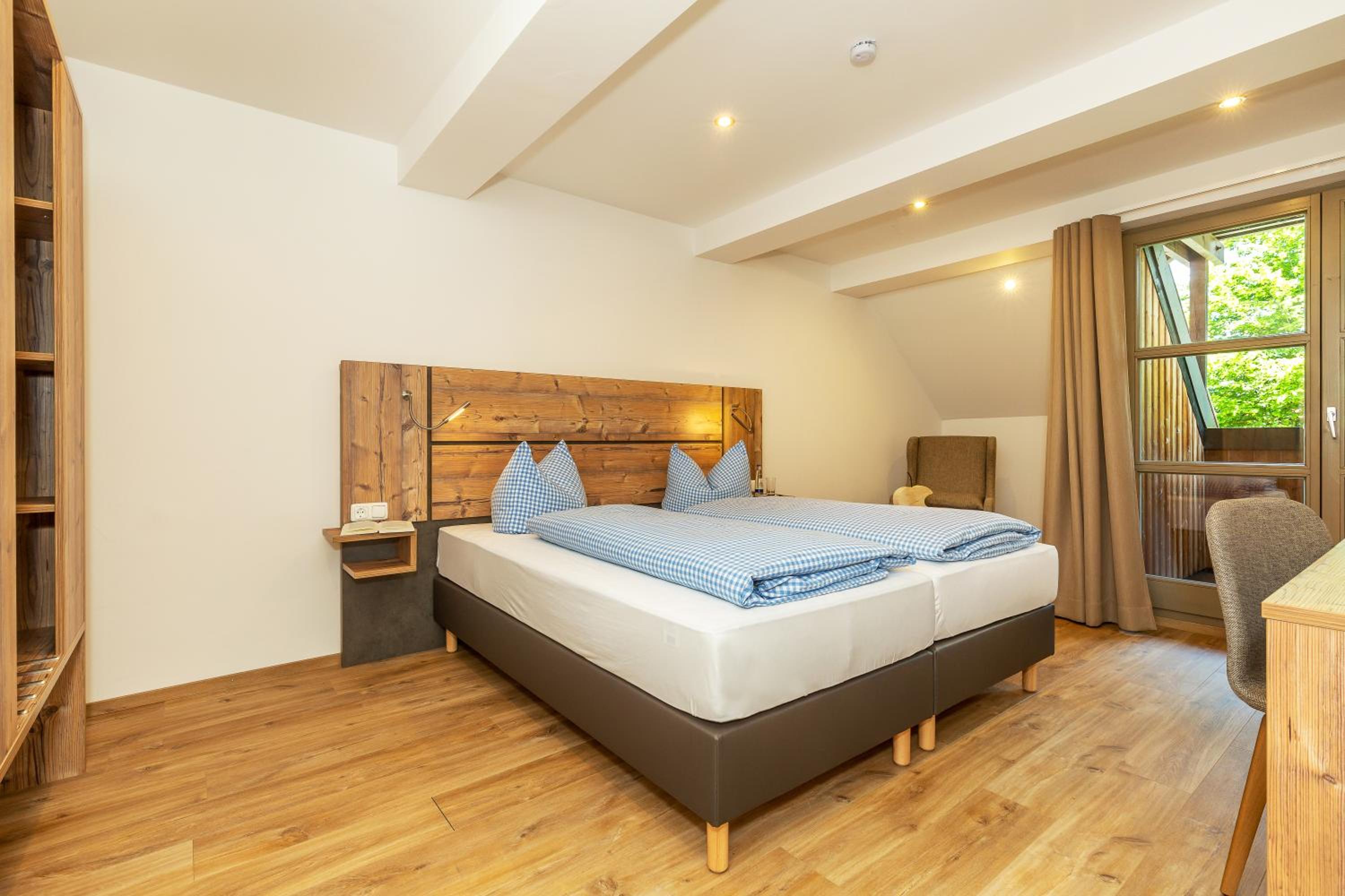 Double Room - Photo 2