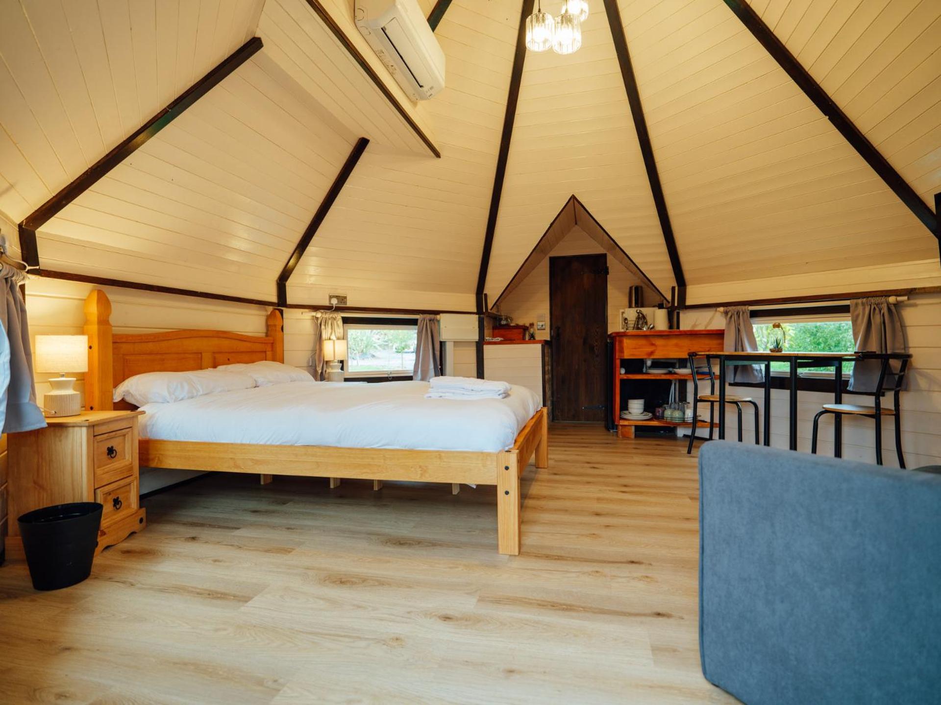 Double Room with Private Bathroom photo 1