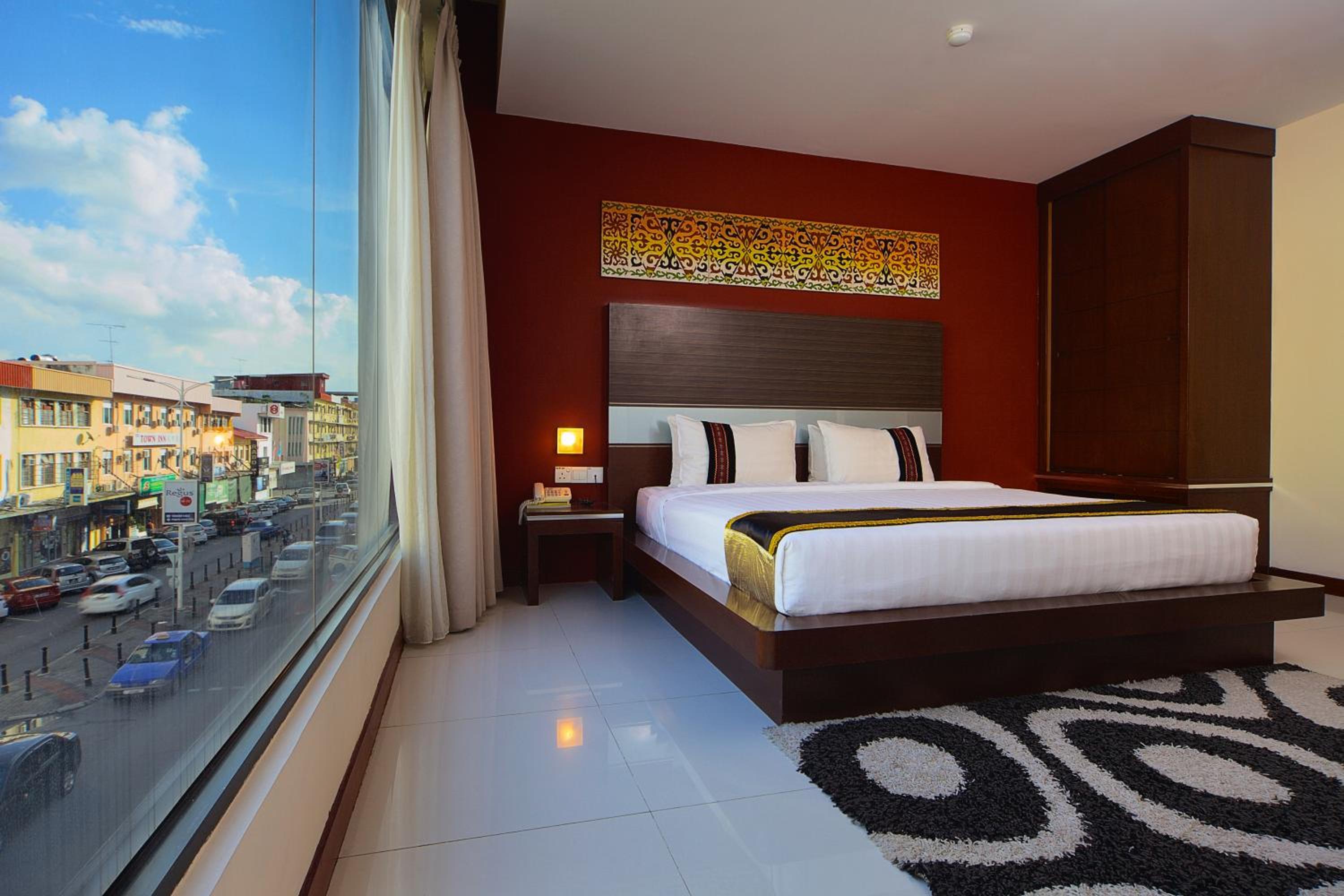 Family Room City View - Photo 9