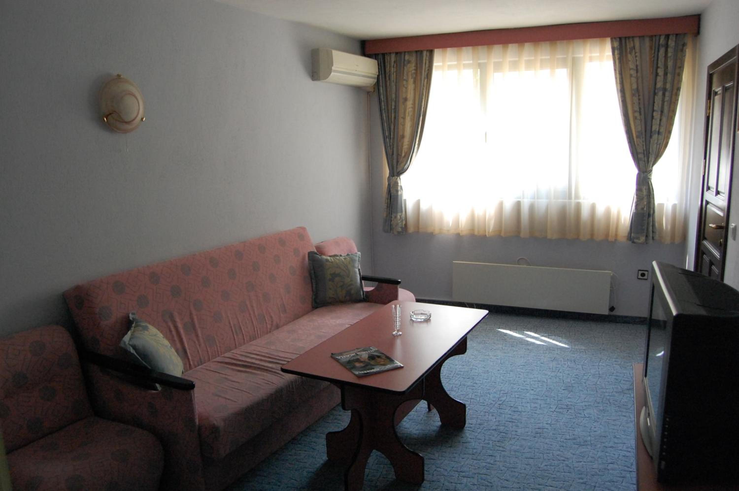 One-Bedroom Suite