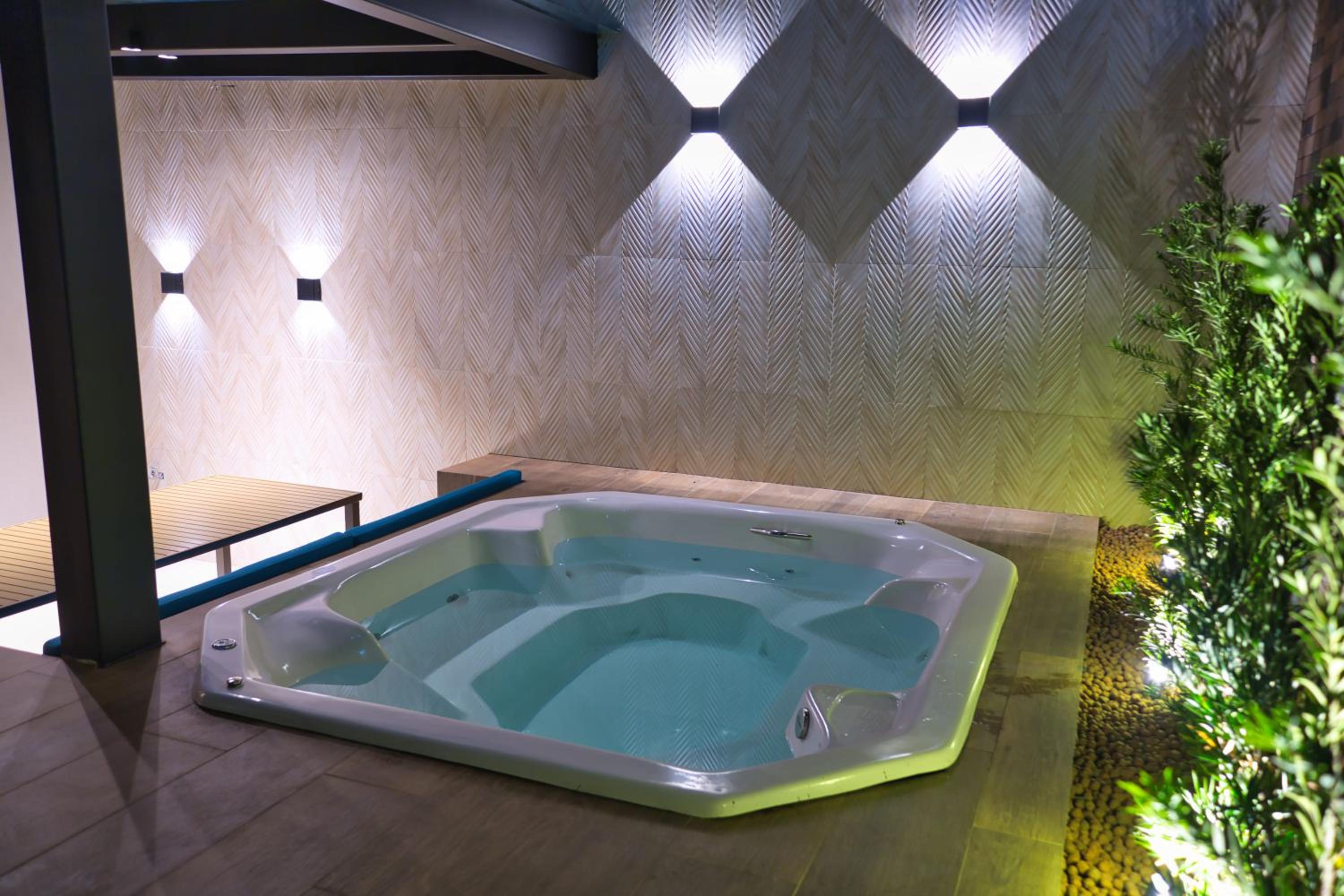 Studio with Spa Bath photo 3
