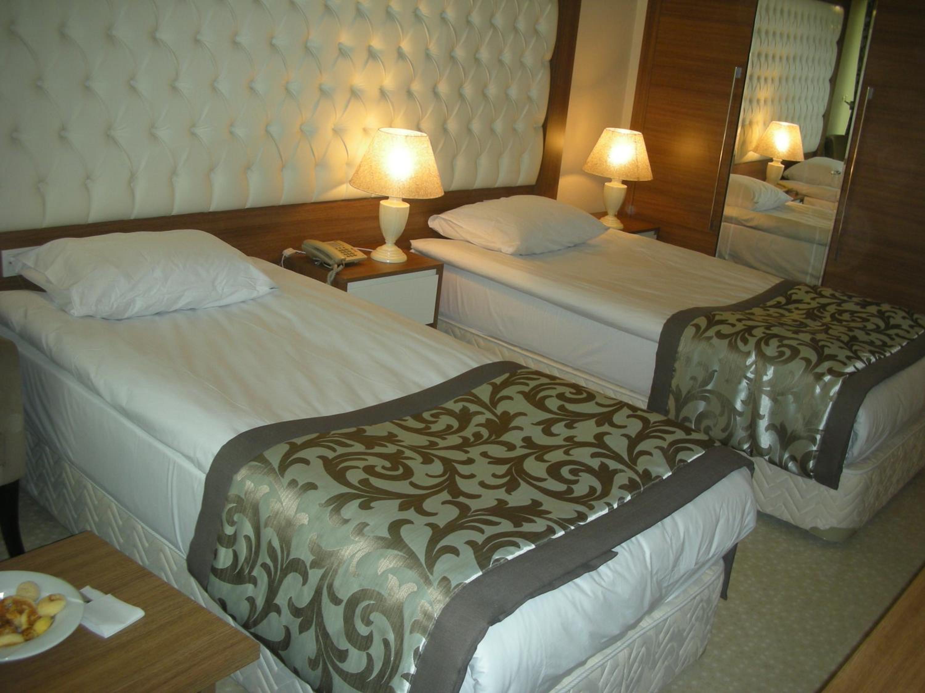 Twin Room - Photo 7