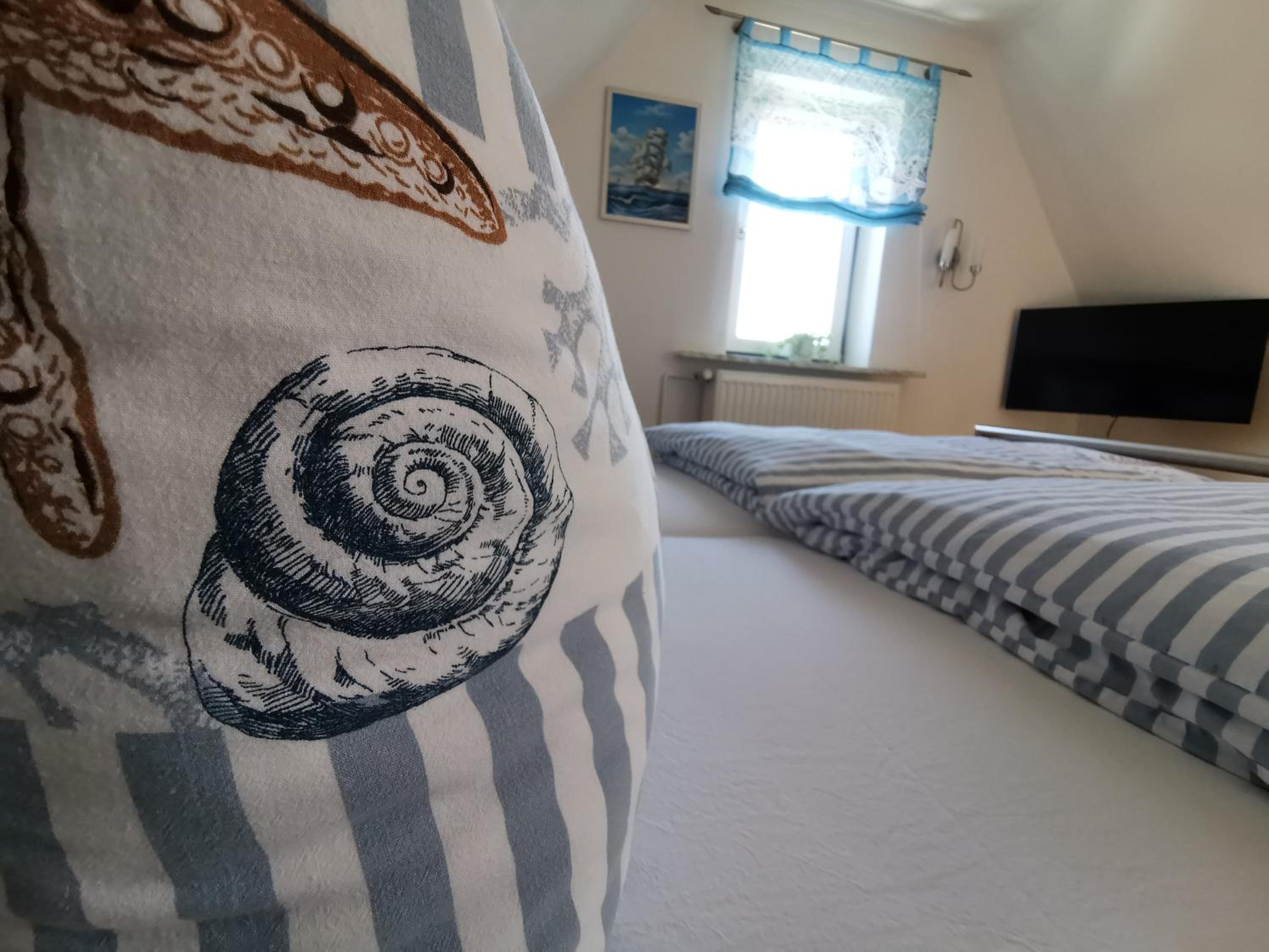 Double Room with Private External Bathroom photo 2