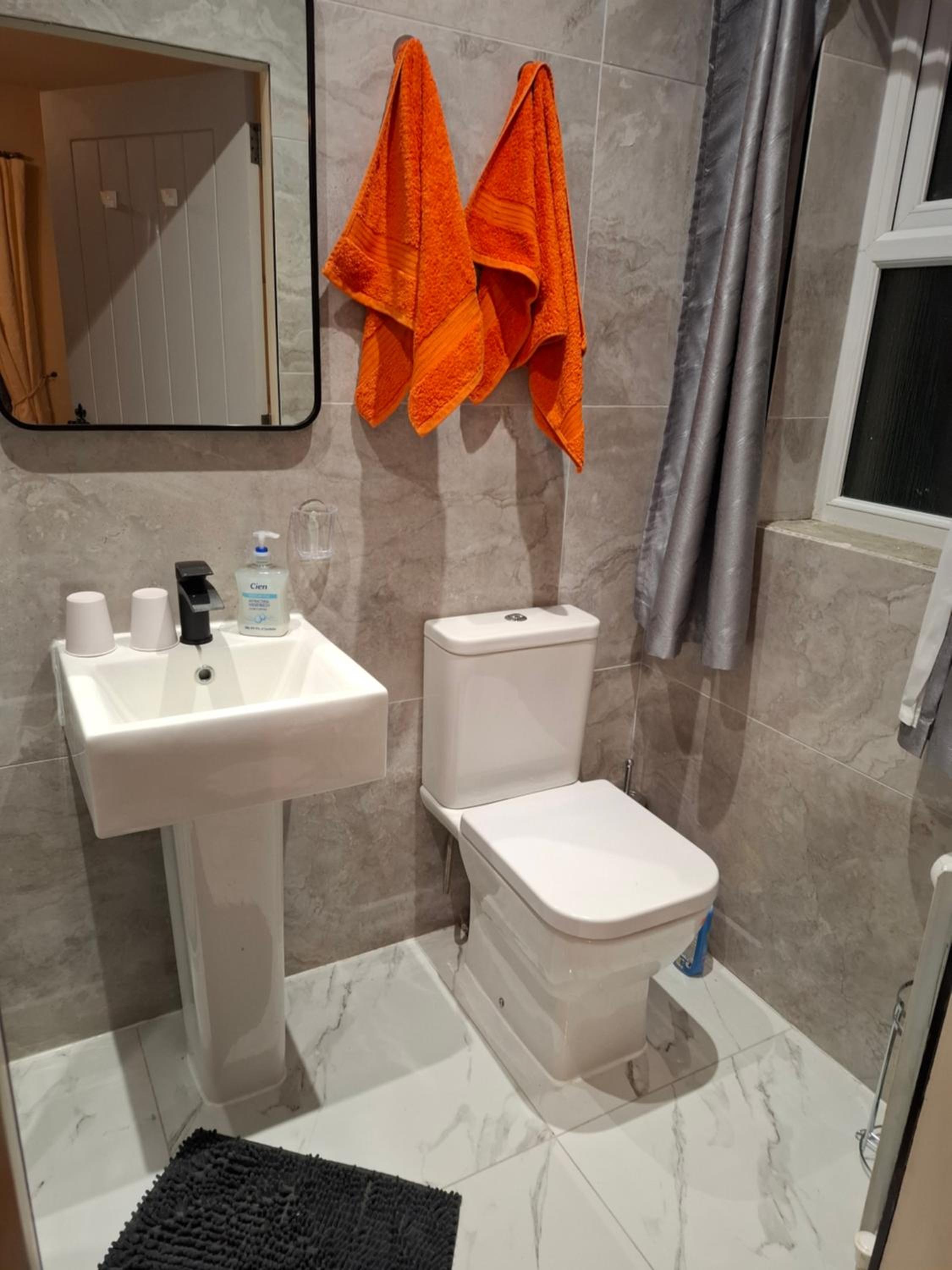 Double Room with Private Bathroom