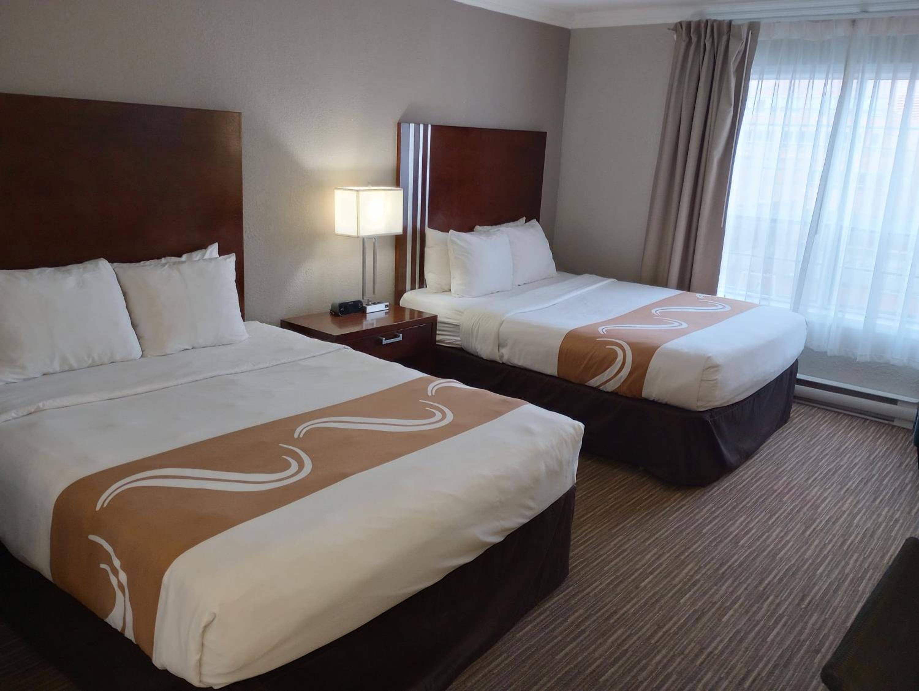 Superior Efficiency Queen Room with Two Queen Beds - Non-Smoking - Photo 2