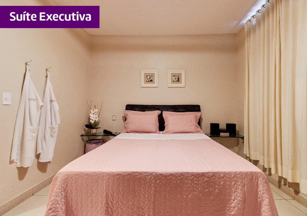Executive Suite - Photo 3
