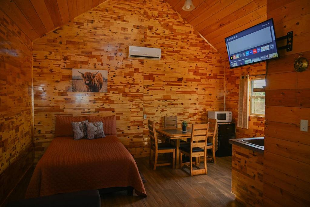 Double Room With Private Bathroom photo 1