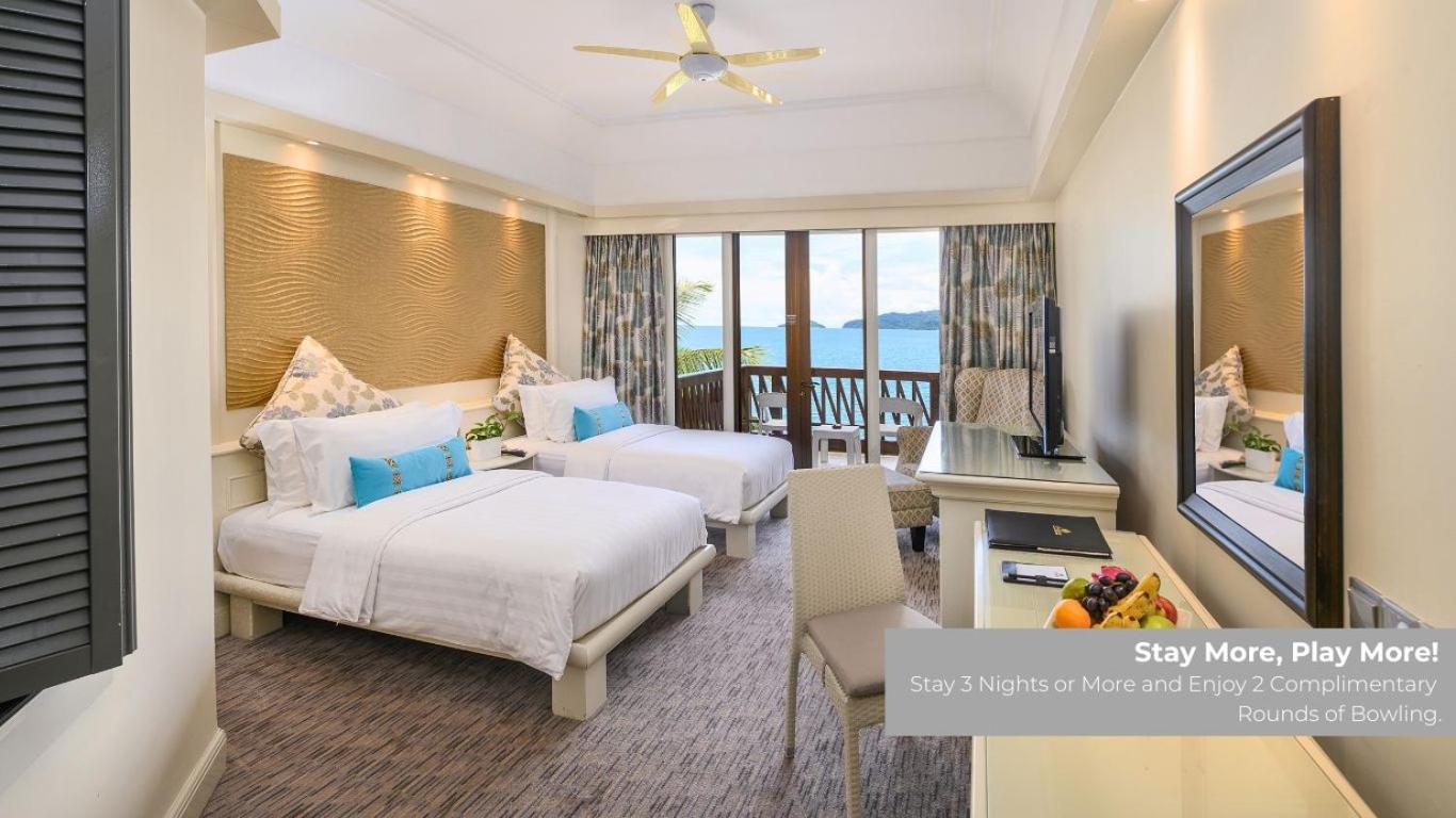 Deluxe Sea View Twin  - Photo 5