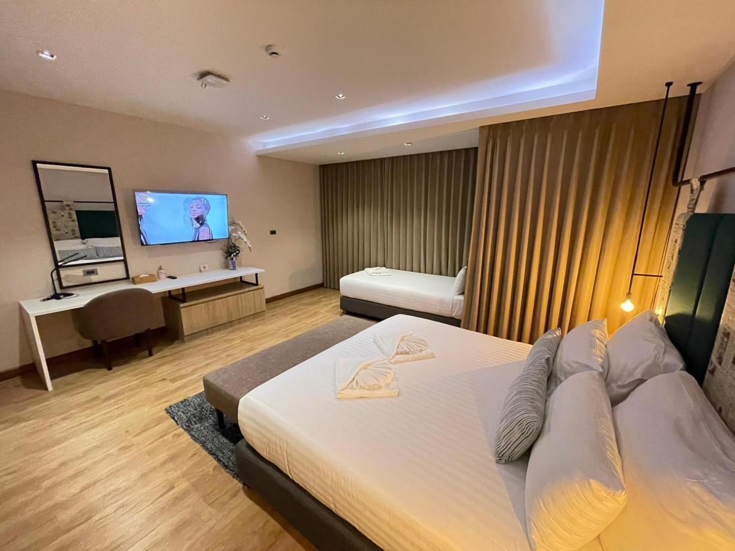 Triple Room - Photo 11