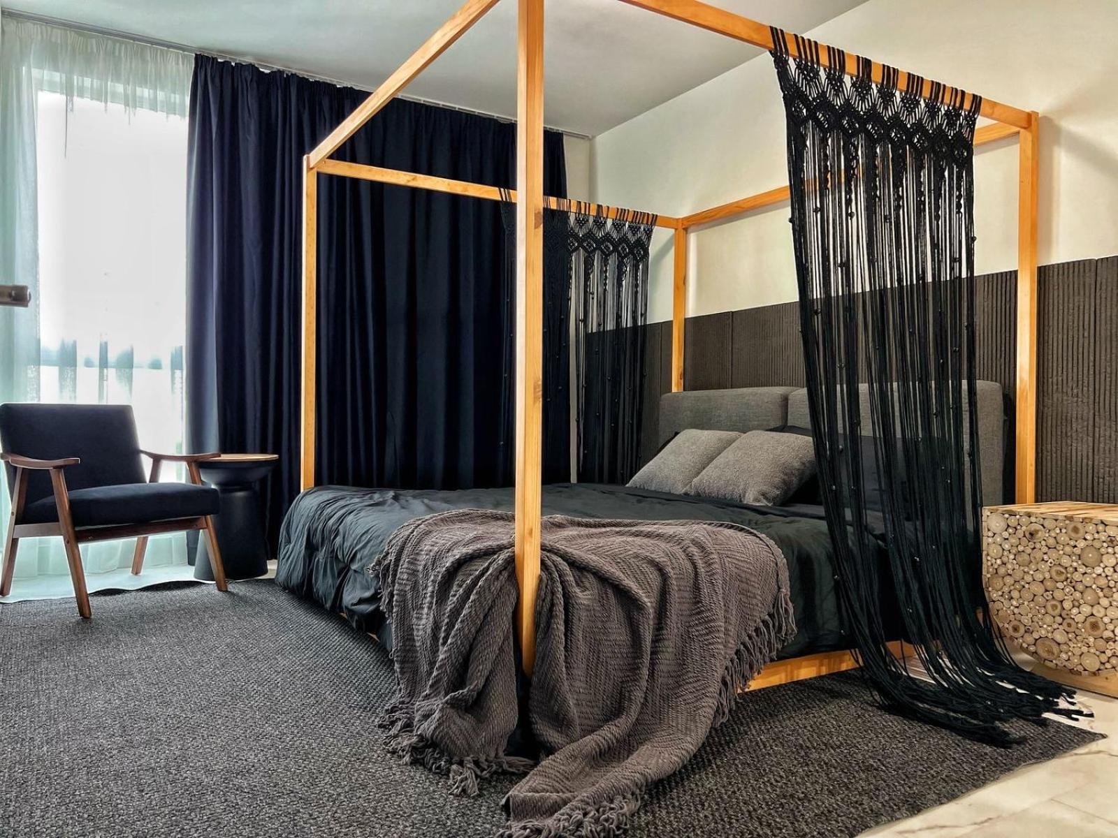 Two-Bedroom Suite photo 3
