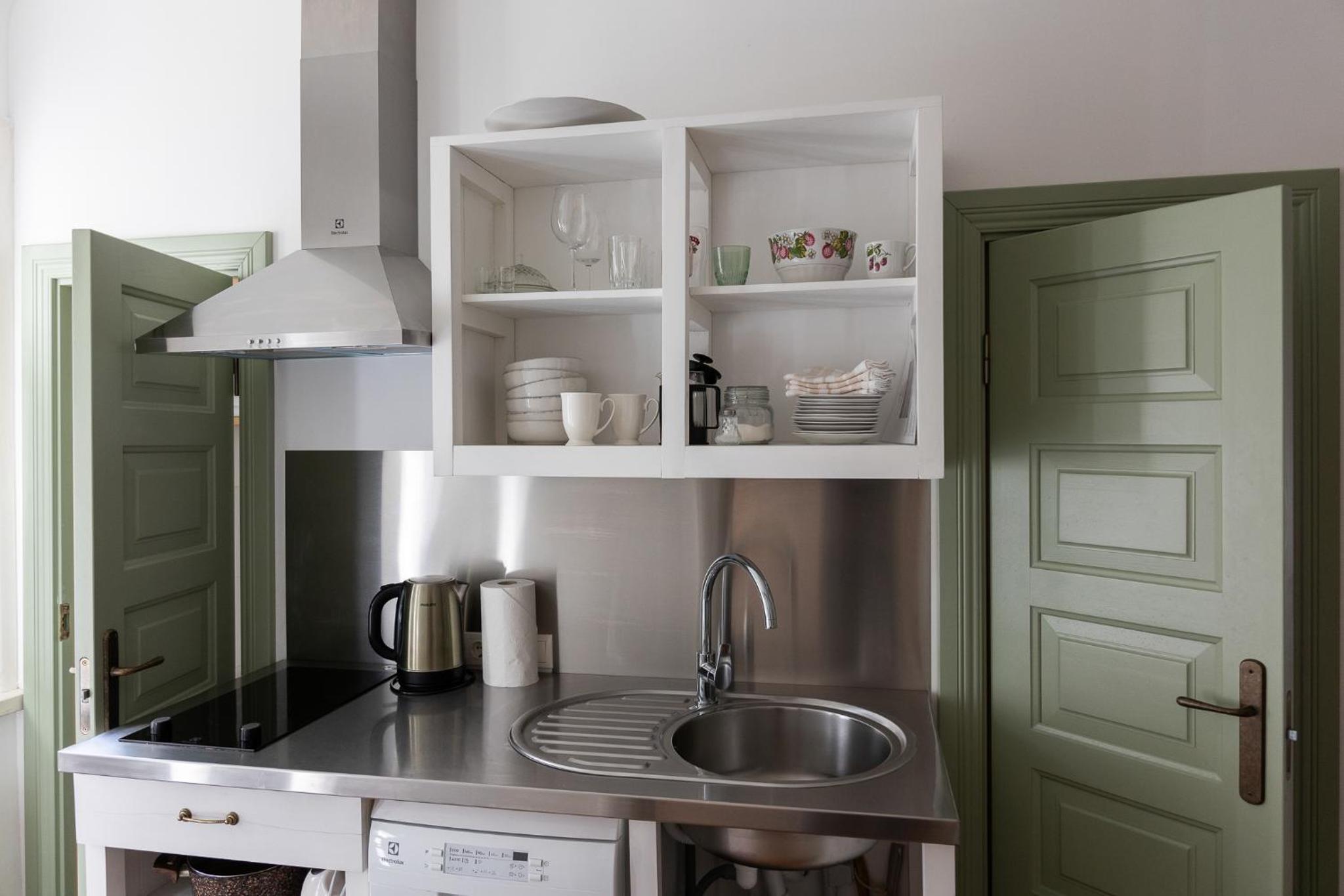 One-Bedroom Apartment - Non-Smoking