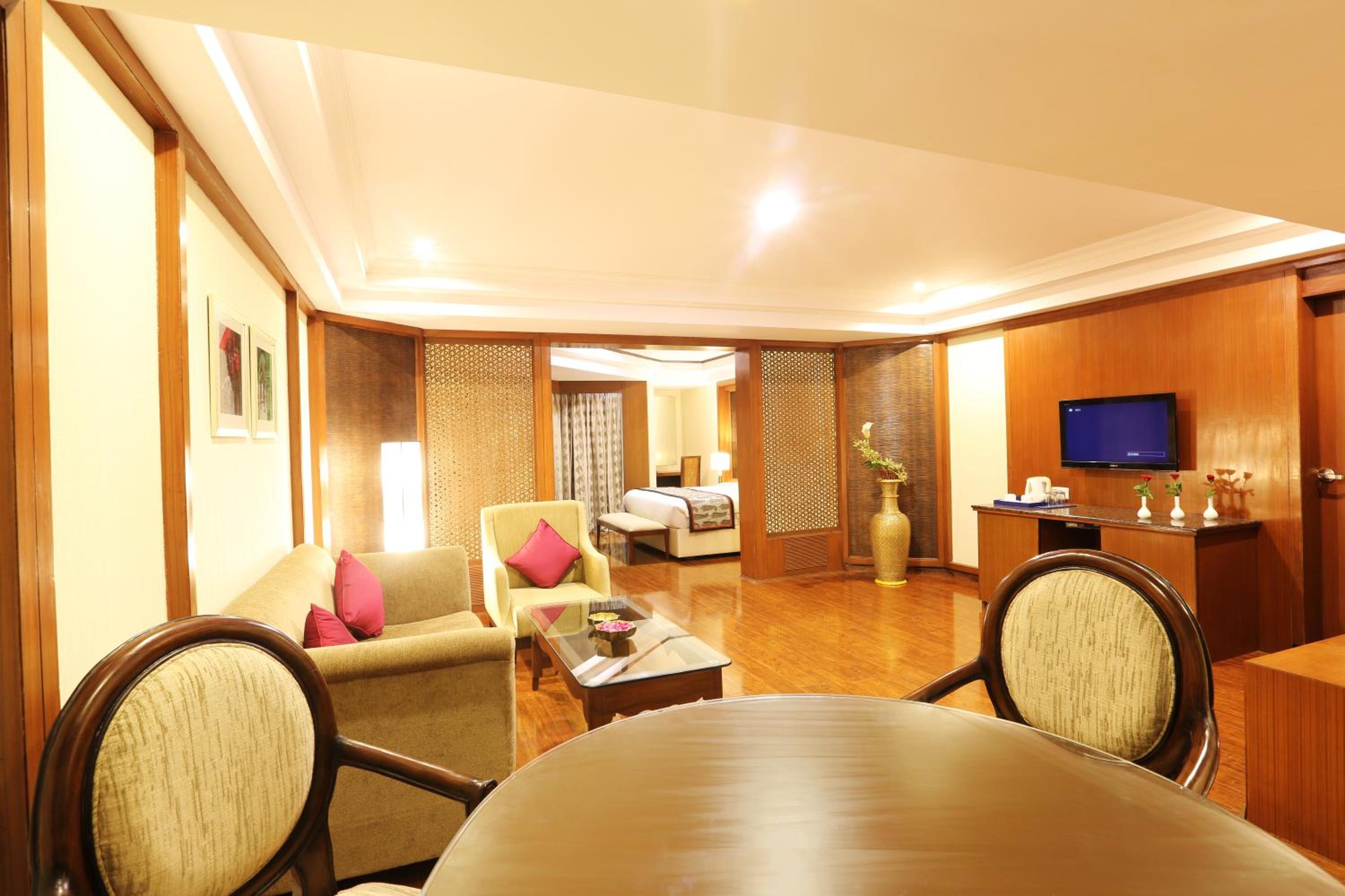 Junior Suite : 20% off on Food & Beverage services, Enjoy Happy Hours with 1+1 offer on Alcoholic Beverages (11AM-11PM), Early Check-In and Late Checkout upto 3 hrs- SAV