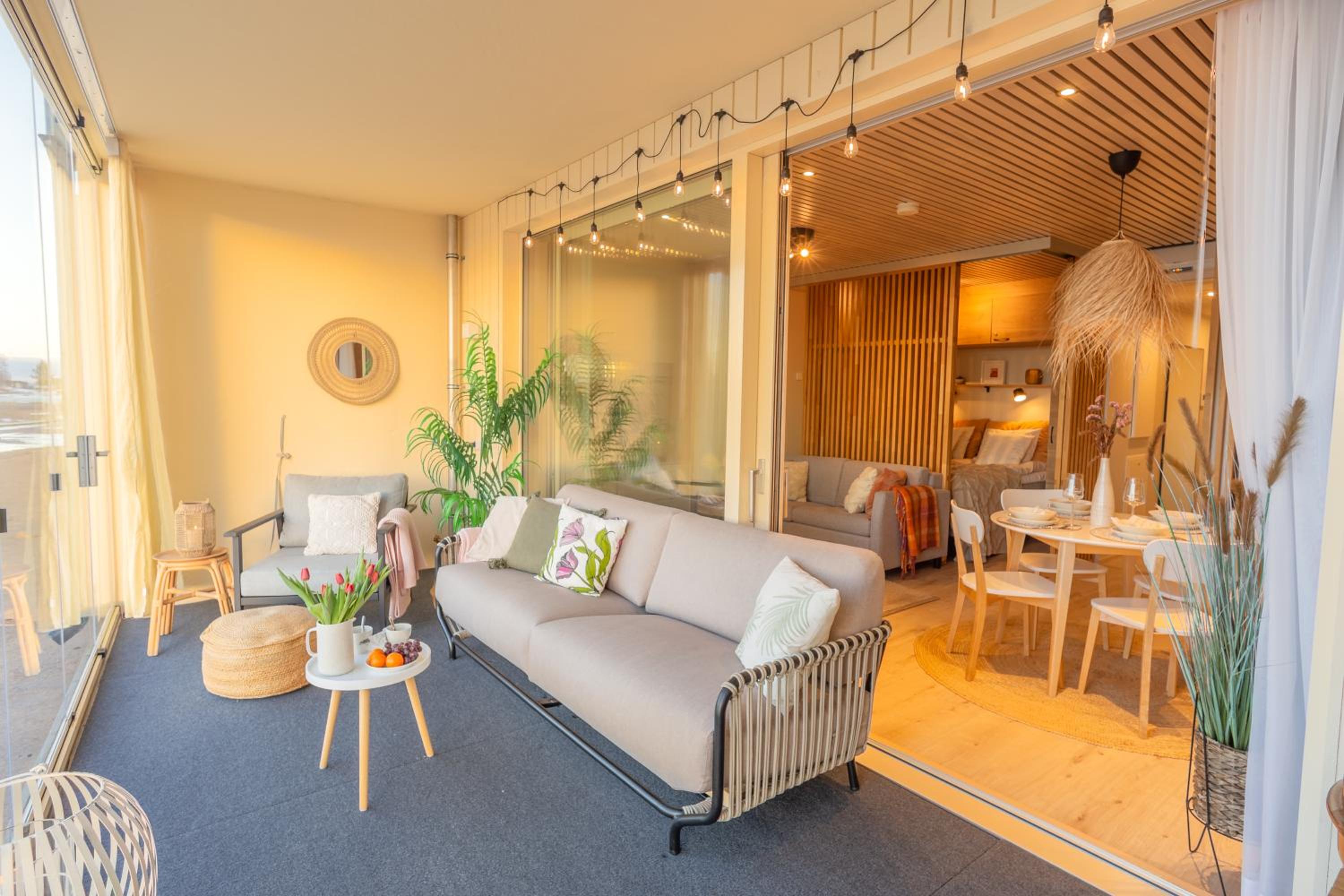 Studio Apartment with Sea View