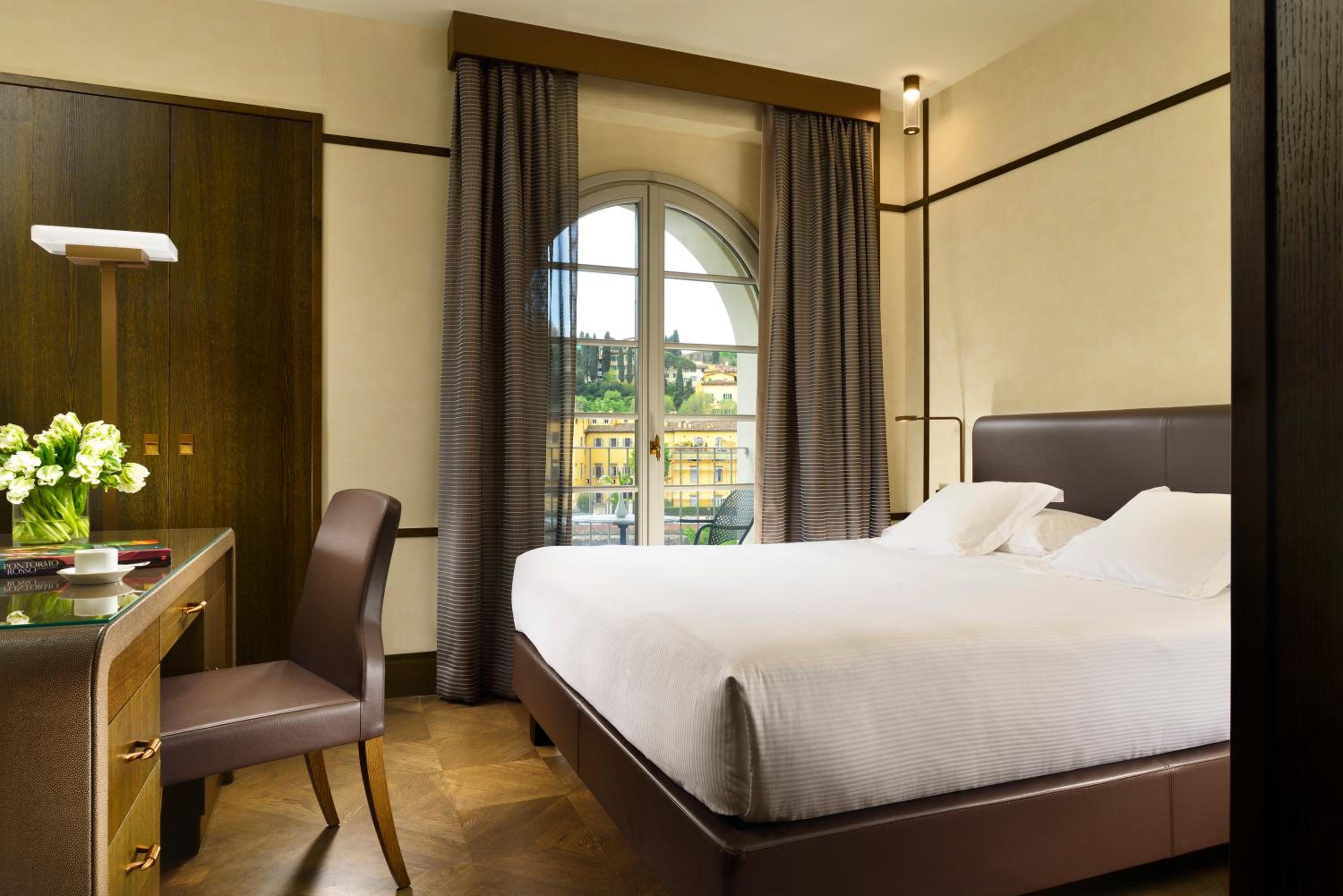 Deluxe Double or Twin Room with Balcony and River View