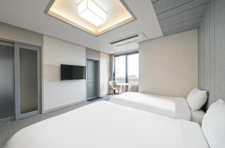 Twin Room with Terrace