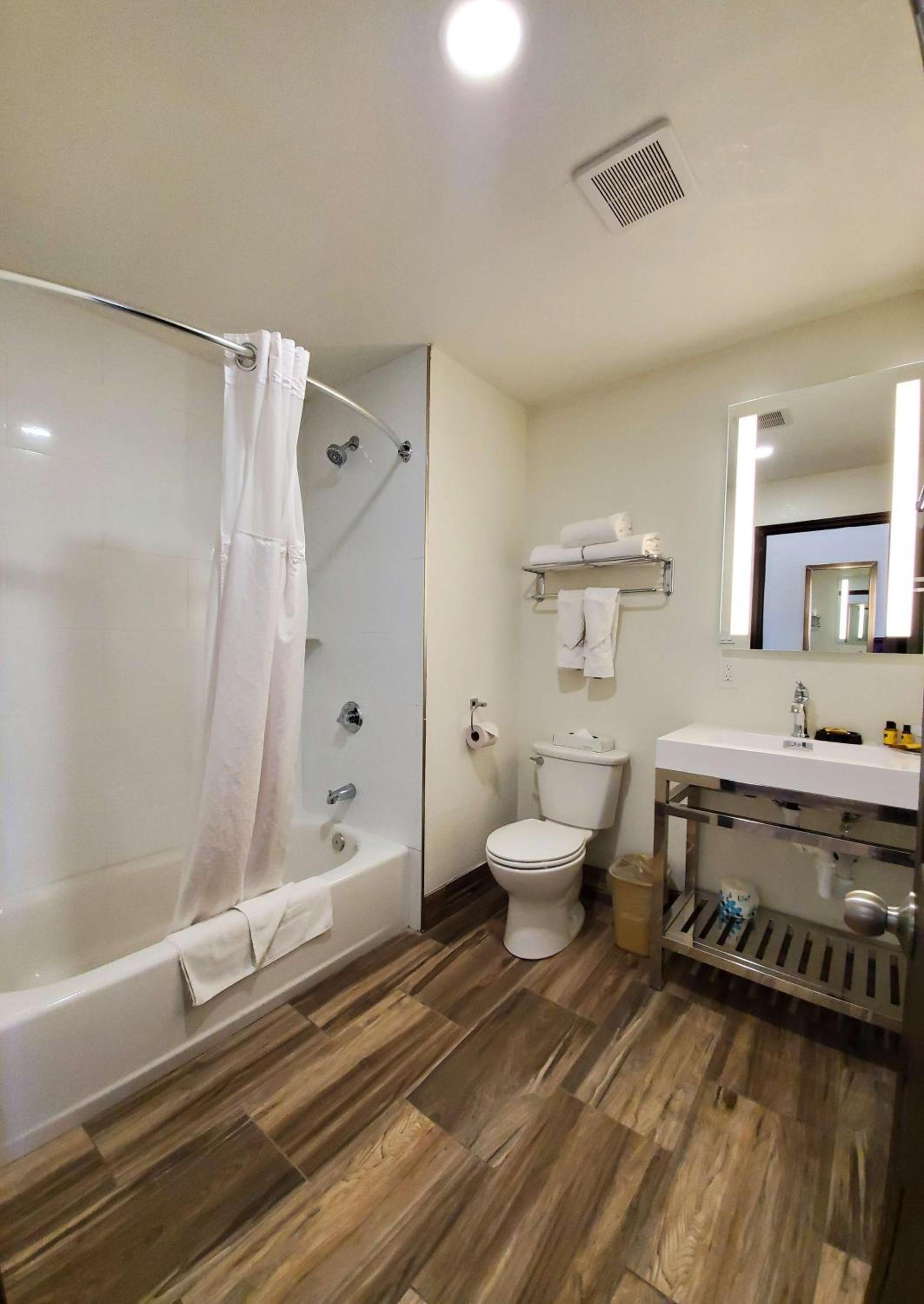 Best Western Plus Main Street Inn