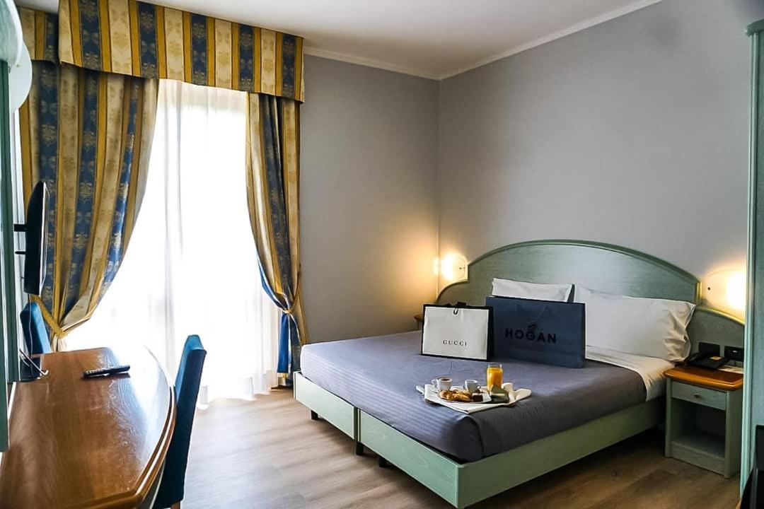 Junior Suite with Balcony