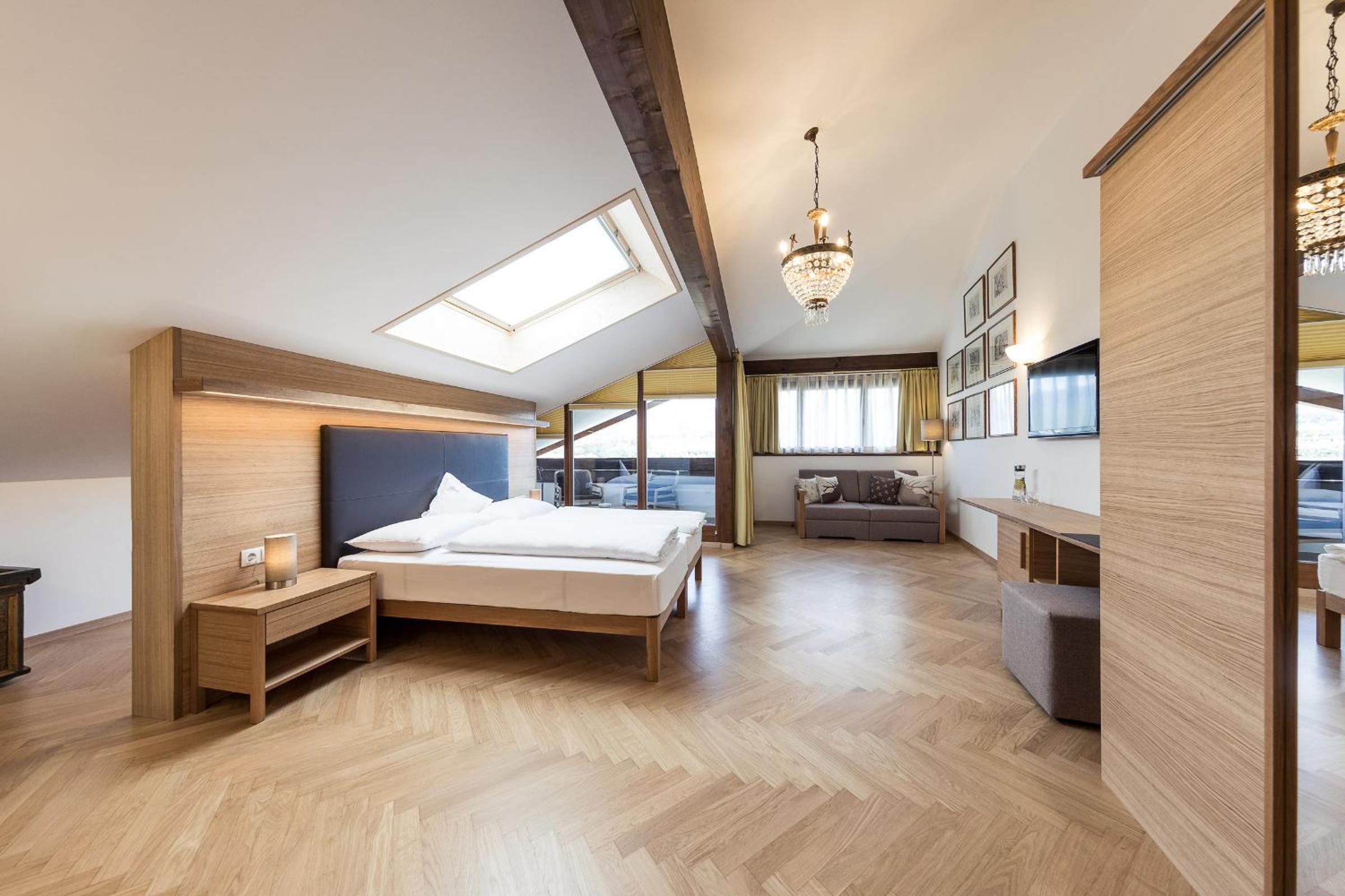 Deluxe Double Room with Balcony