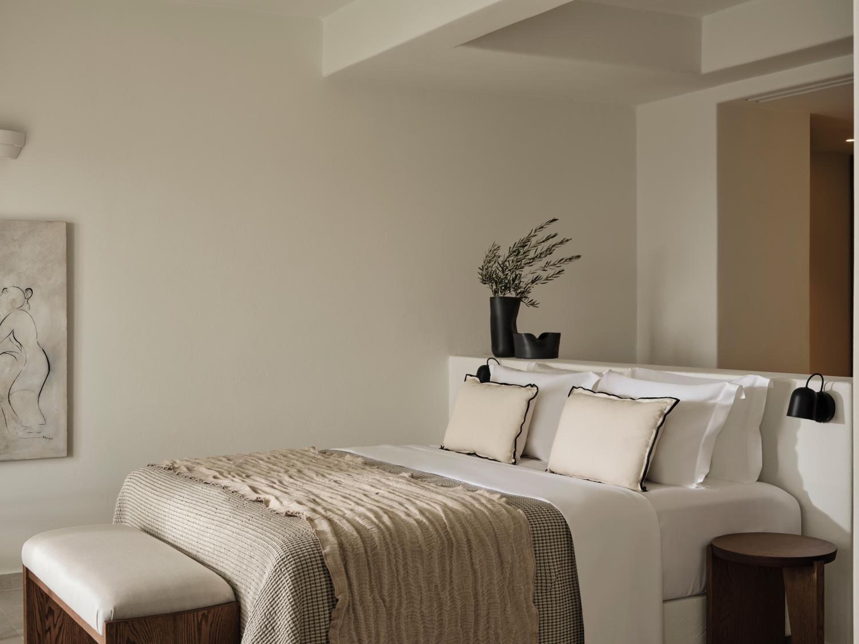  Master Suite Sea View Heated Pool