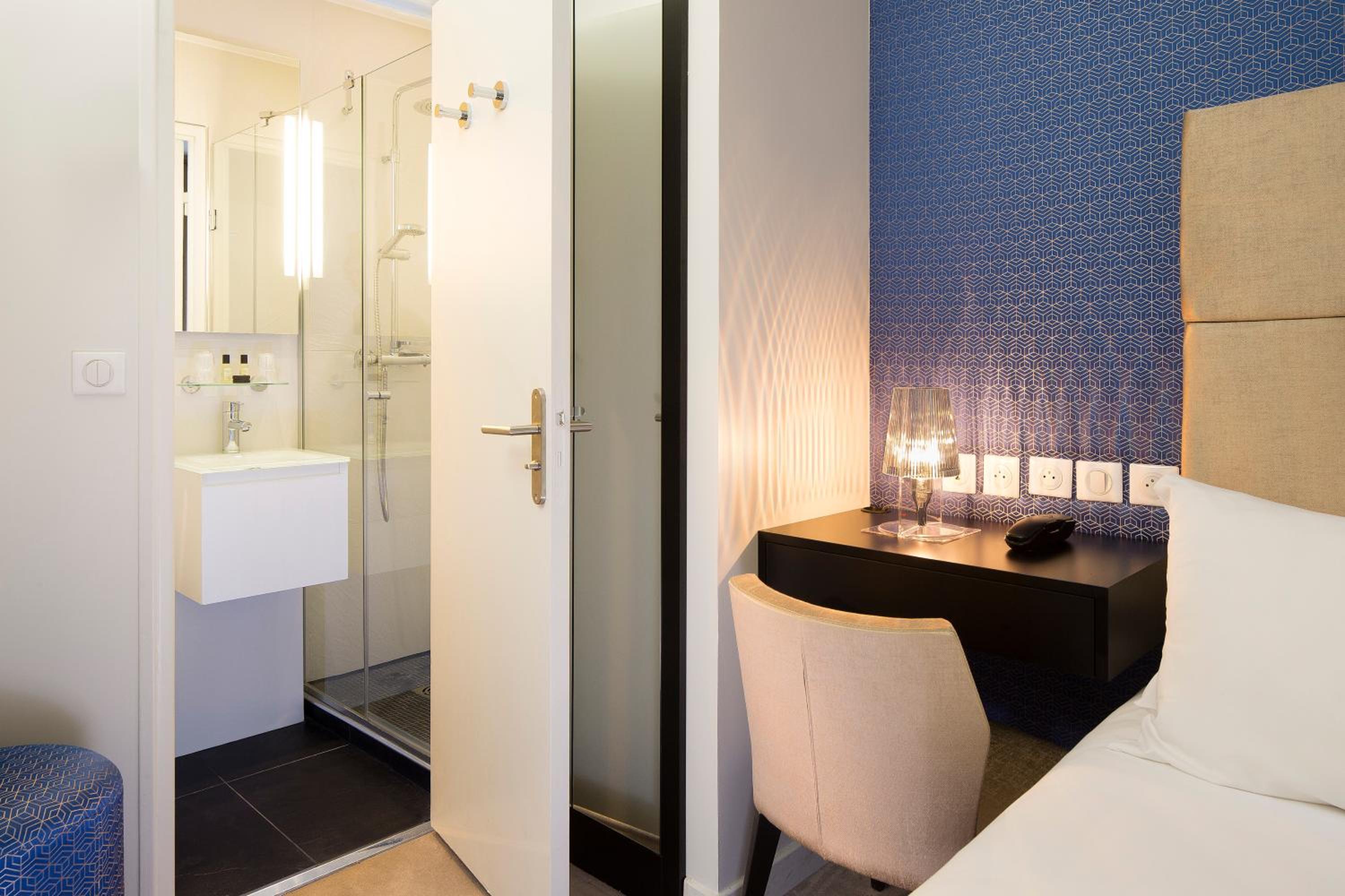Single Room photo 2