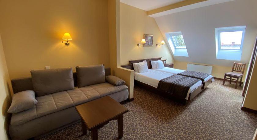 Triple Room photo 2