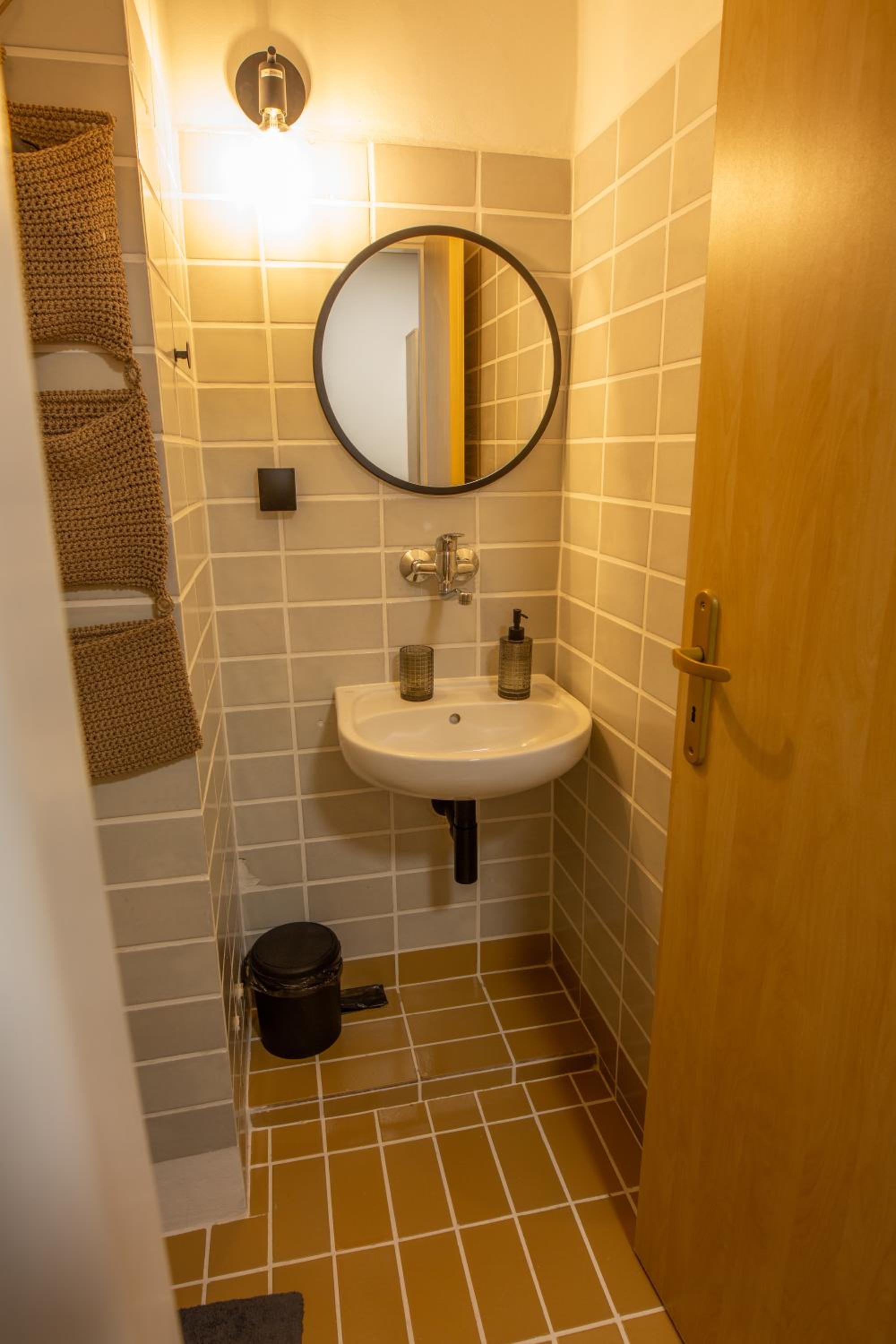 Standard Double or Twin Room - Photo 7