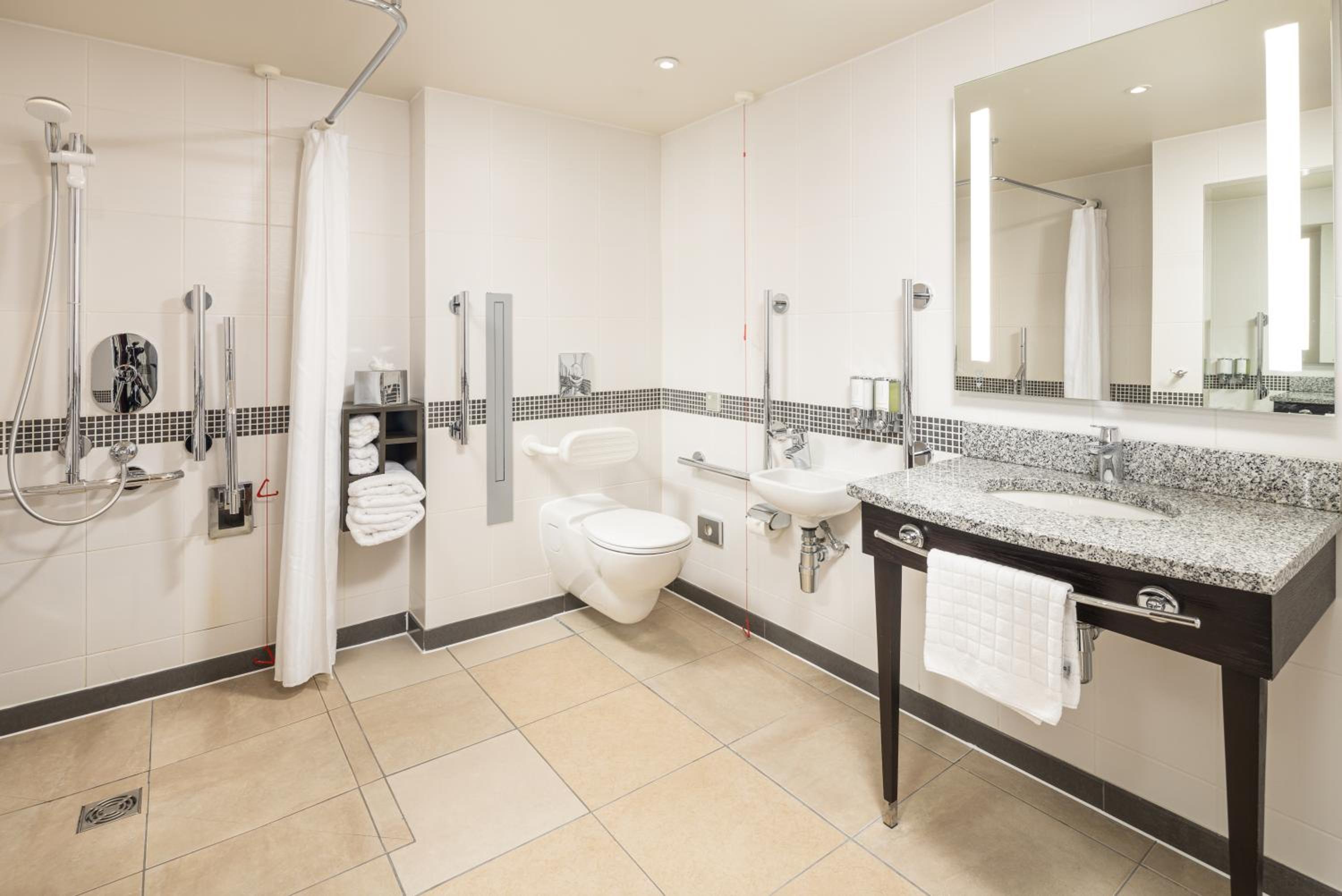 Hampton by Hilton London Gatwick Airport, Foto 2