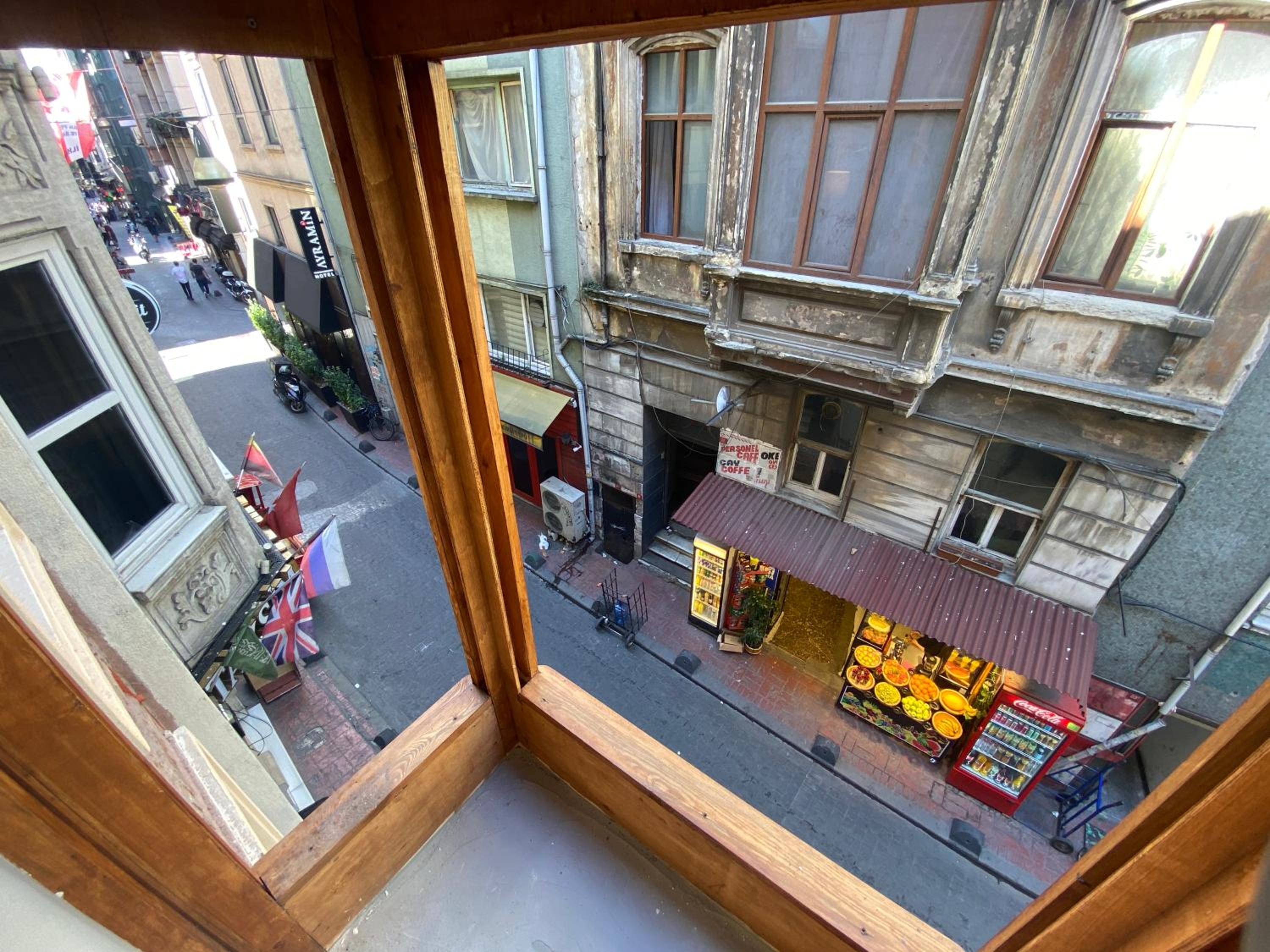 Deluxe Double Room with Balcony photo 1