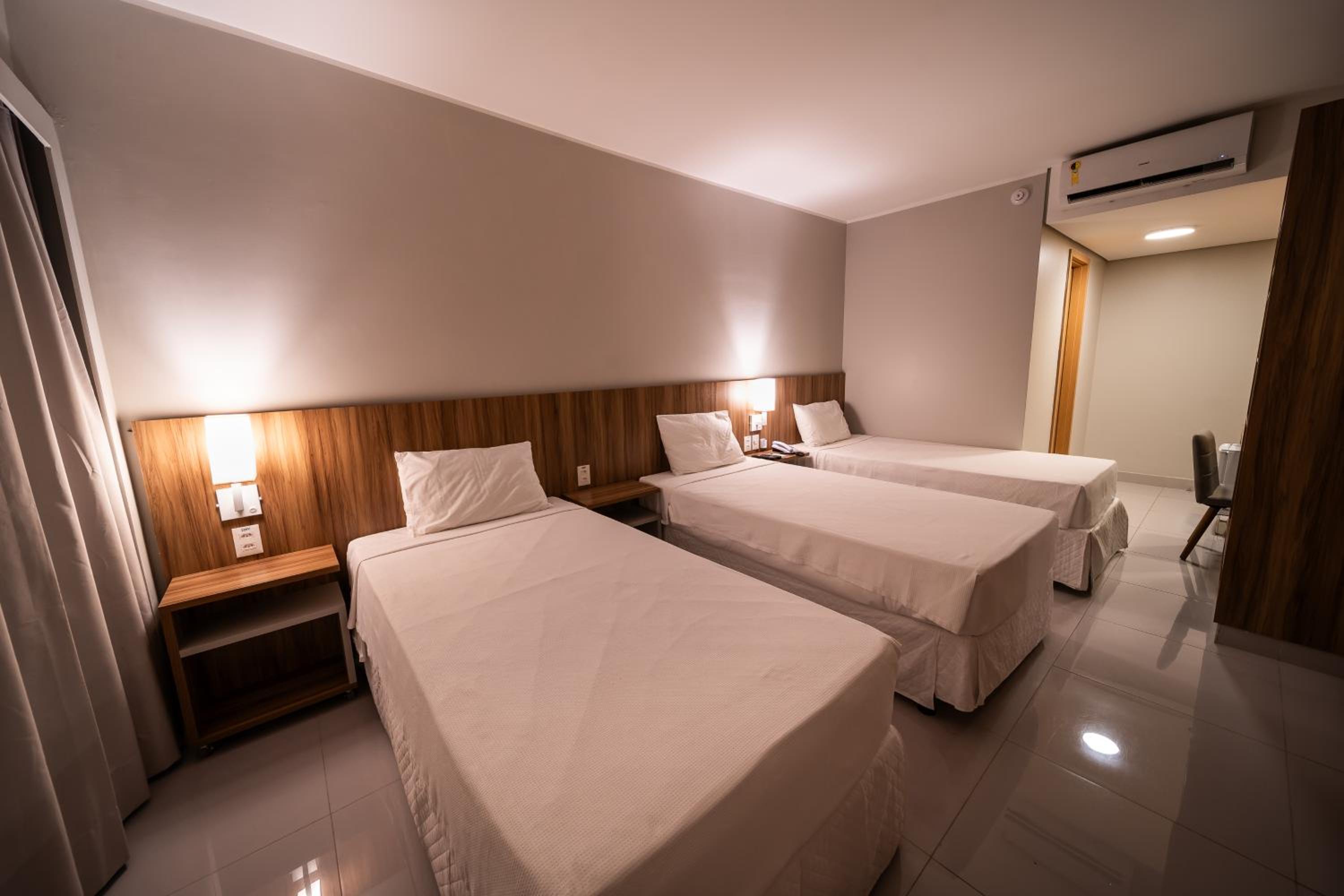 Standard Triple Room - Photo 4