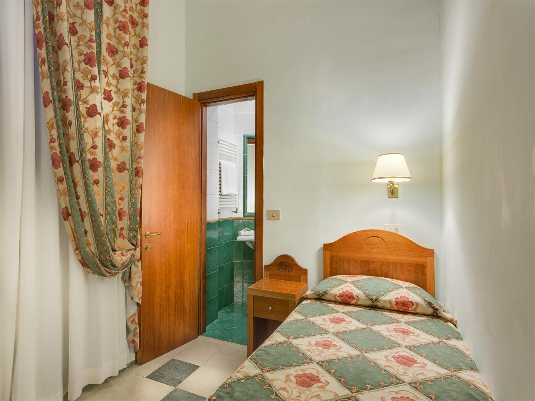 Small Single Room