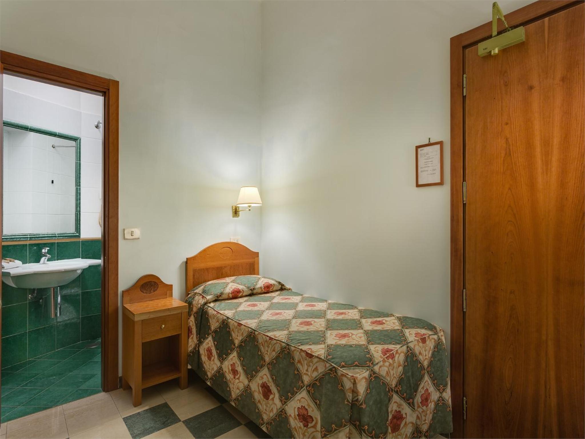 Small Single Room