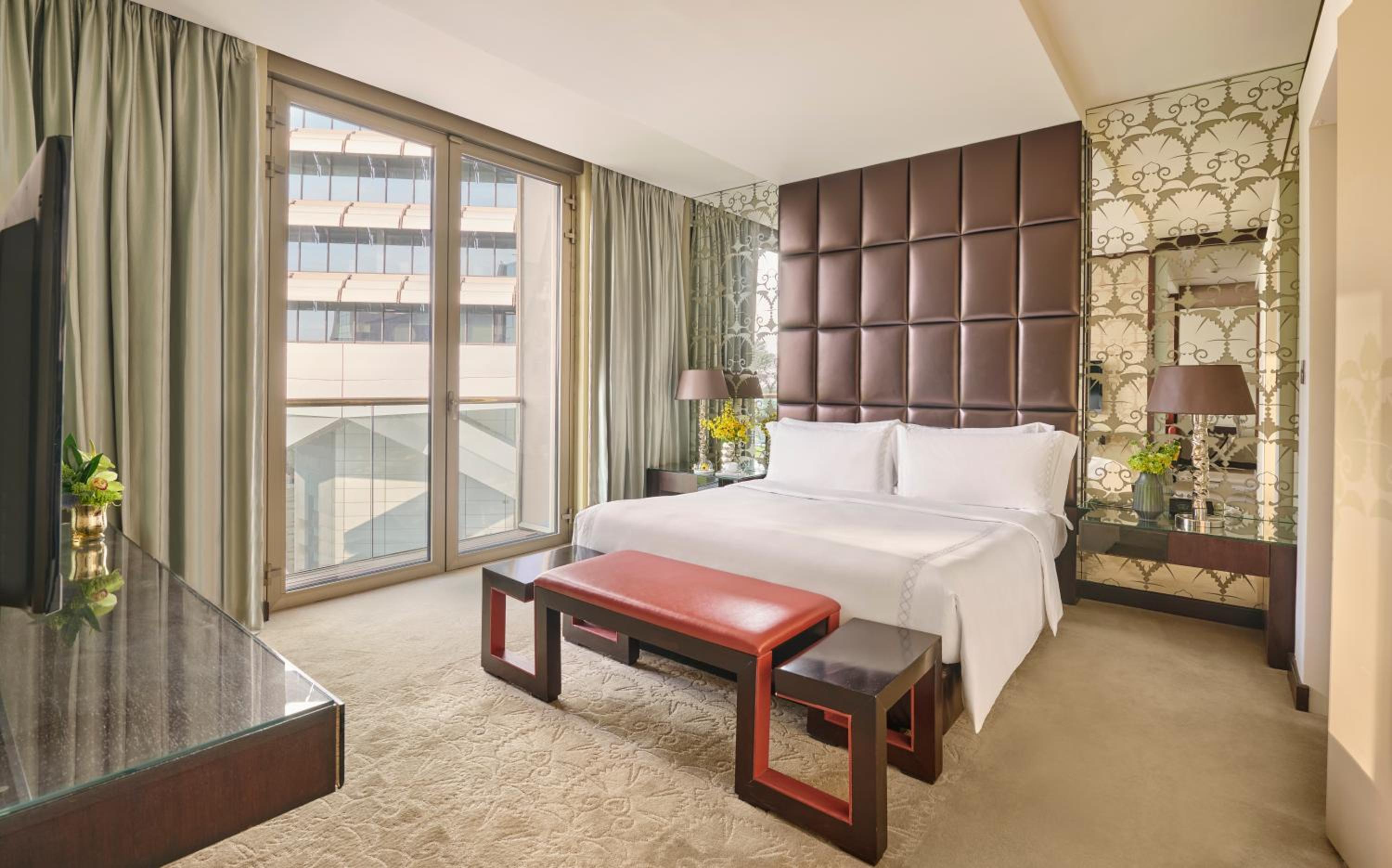 Premier Deluxe Suite