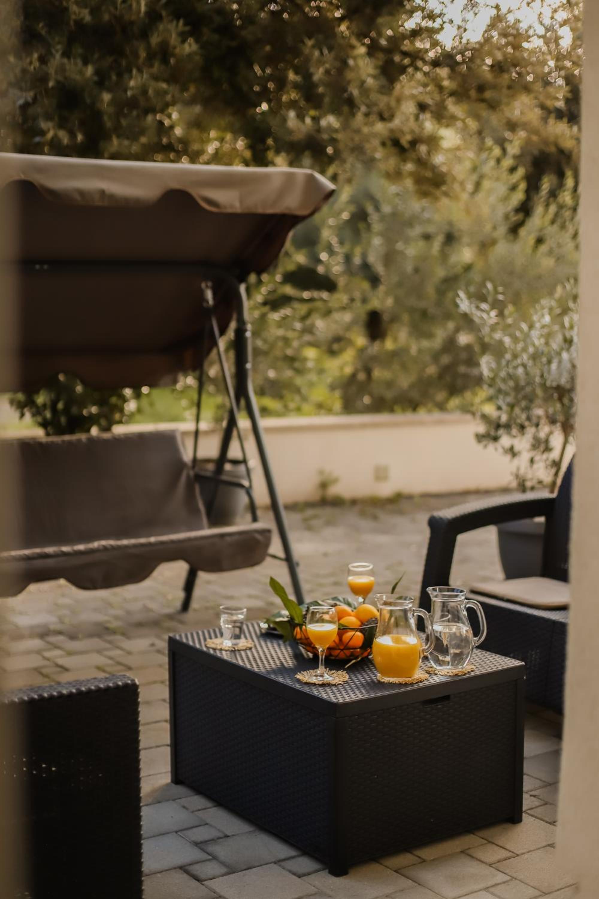 Apartment with Terrace photo 2
