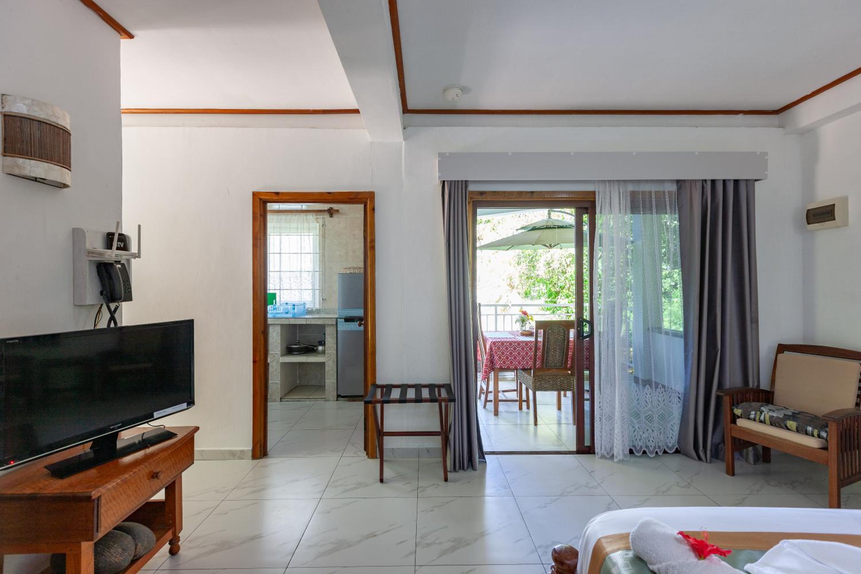 Suite with Private Pool photo 3