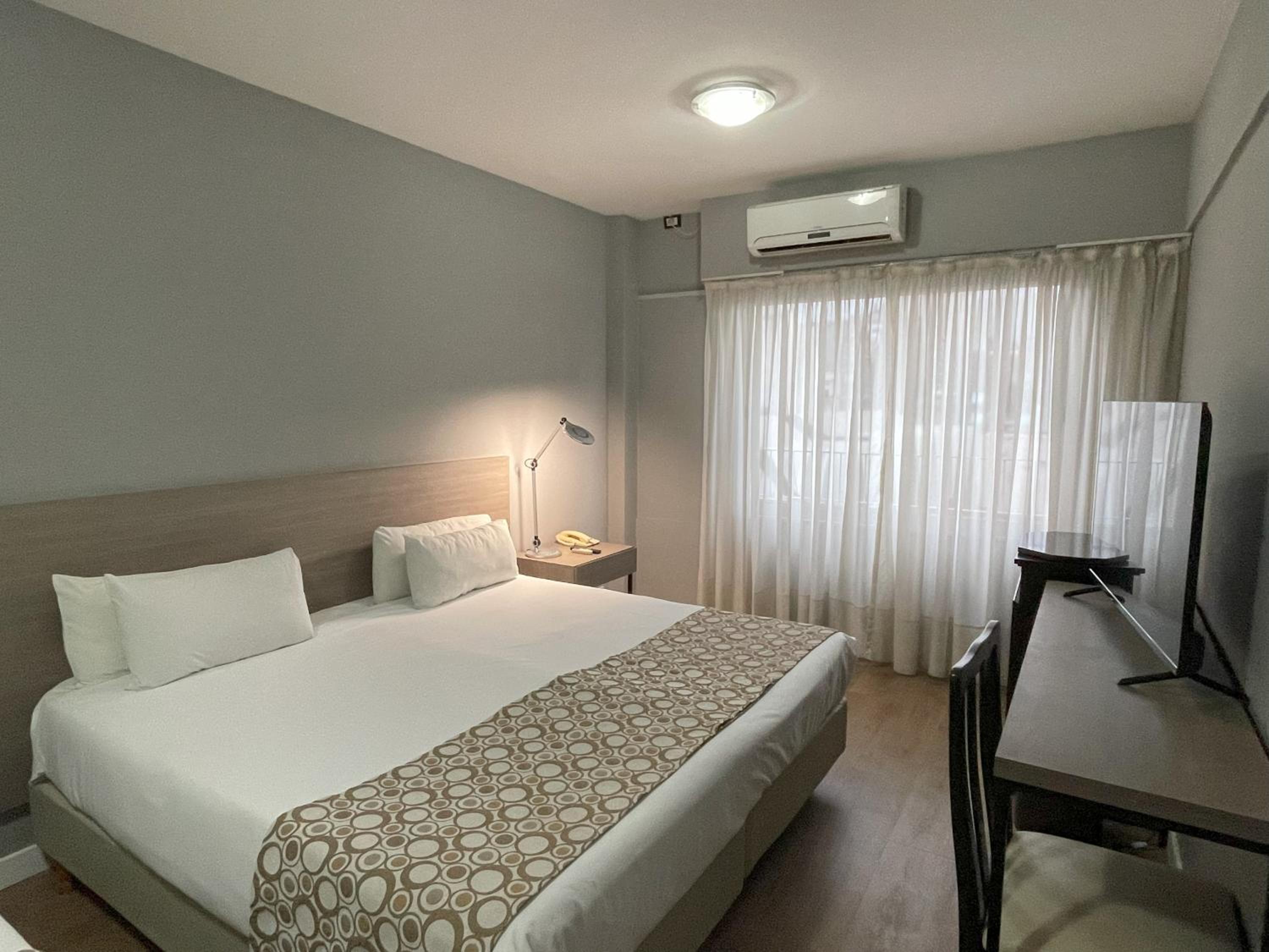 Economy Double Room photo 3