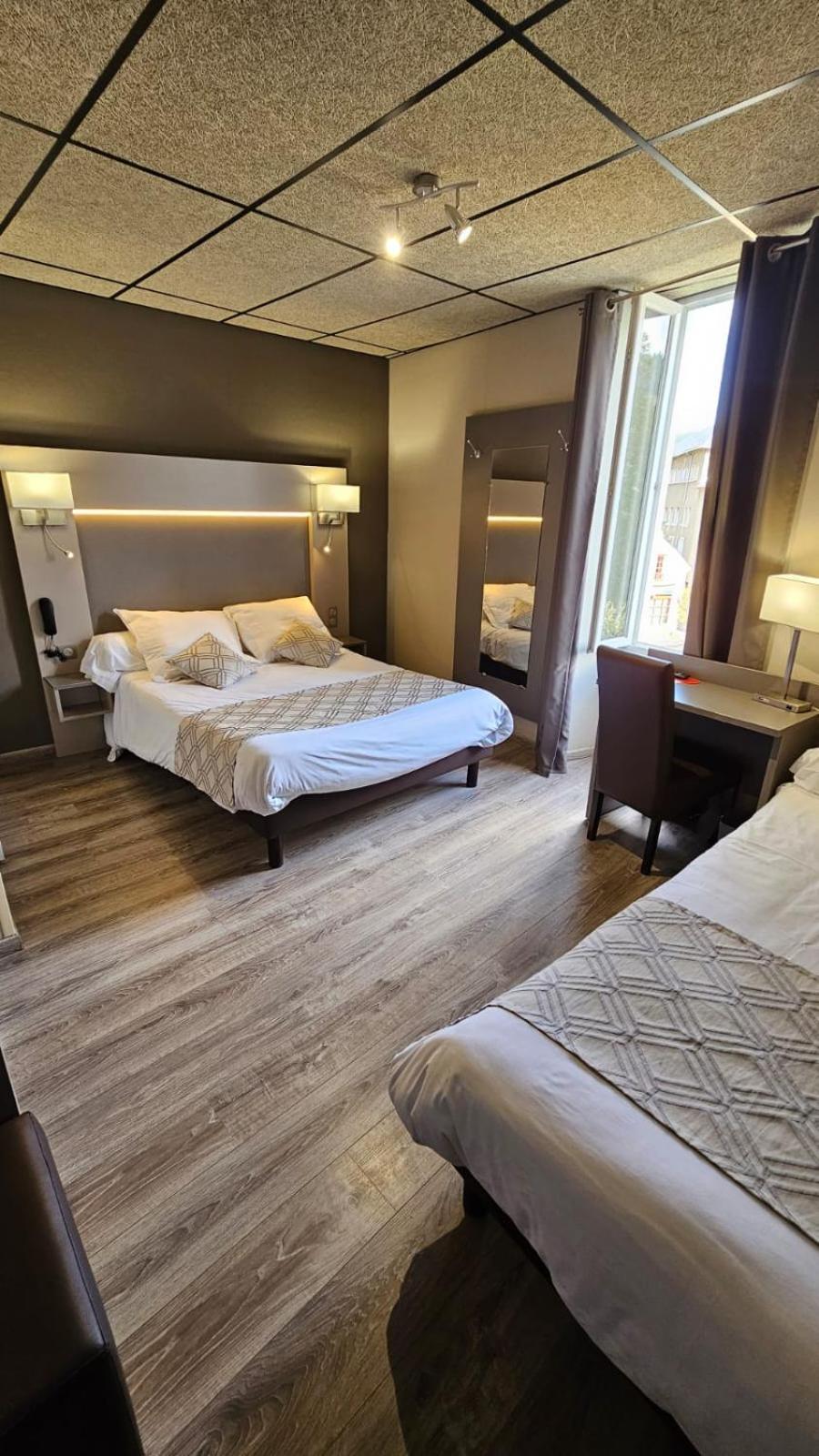 Superior Triple Room - Photo 3
