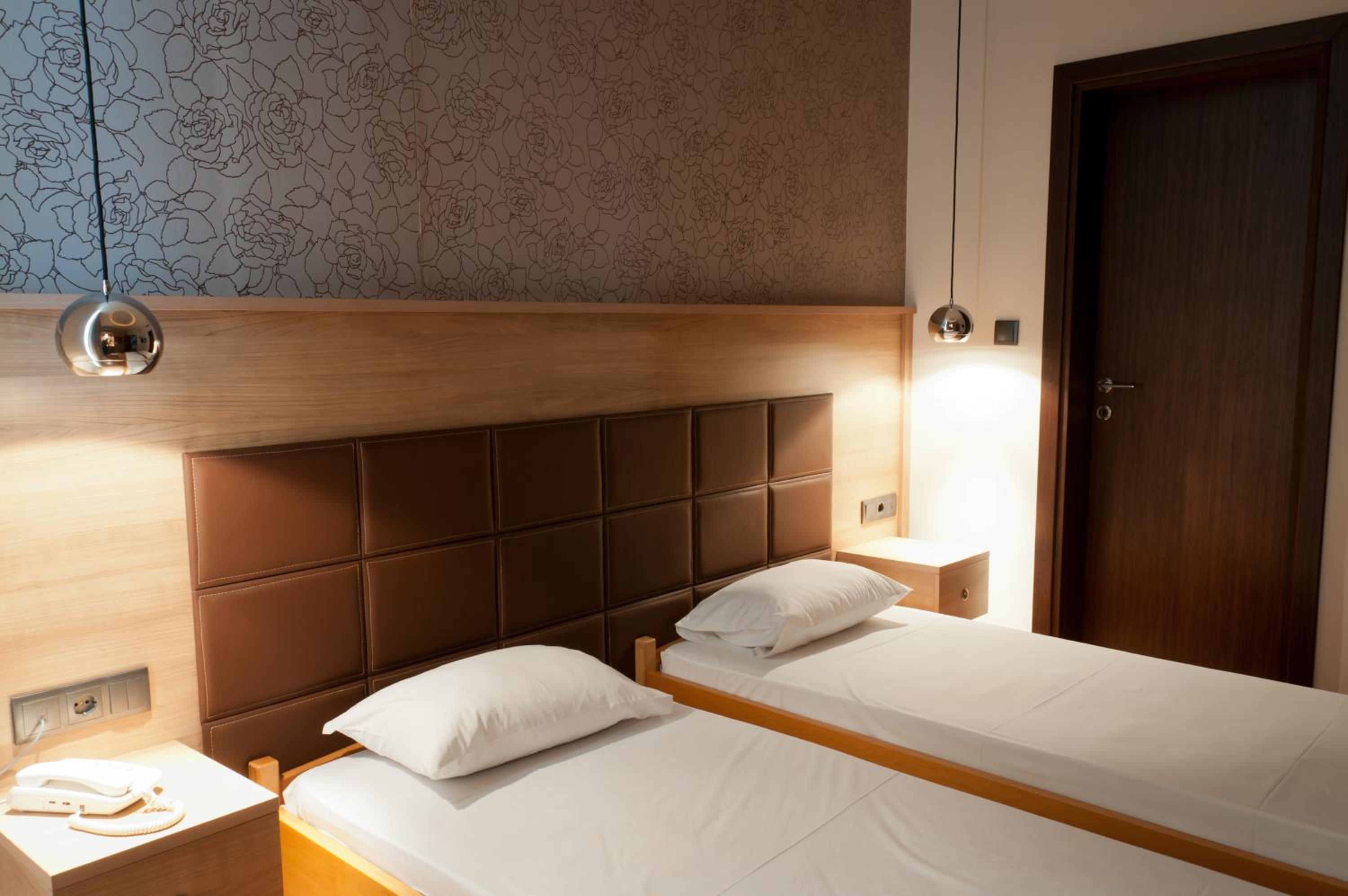 Double or Twin Room photo 2