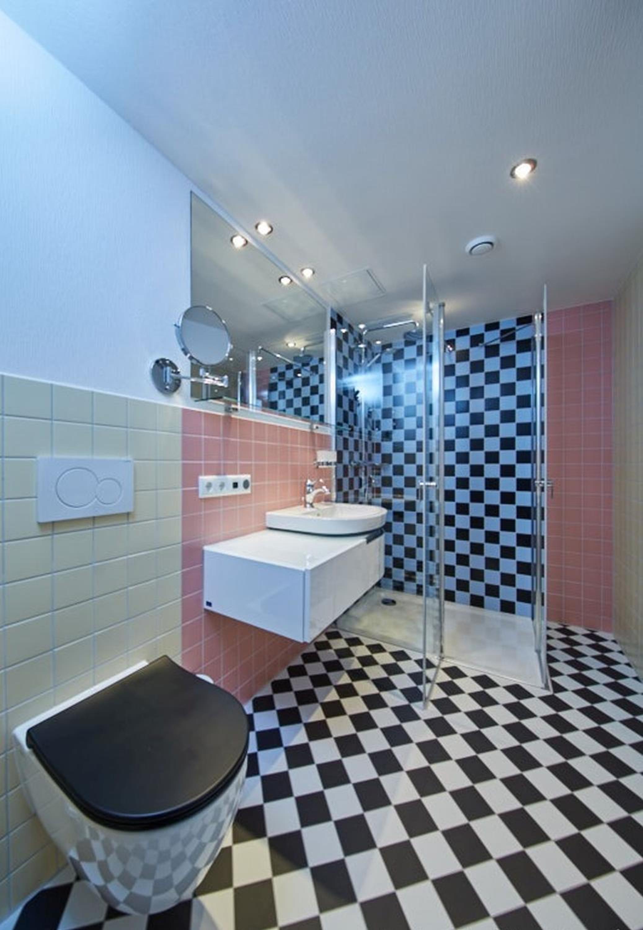 Exclusive Double Room thumbnail 6