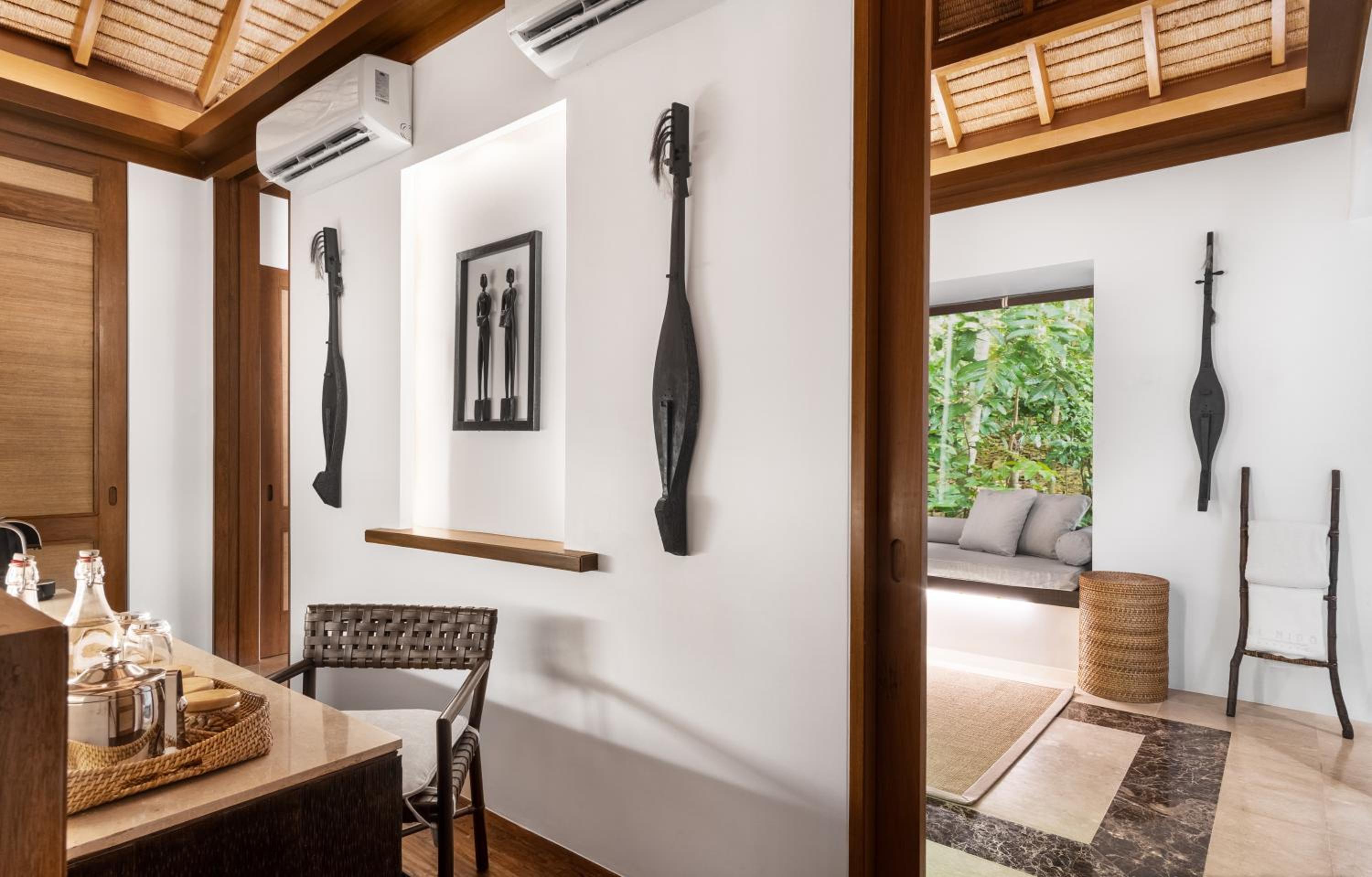 1 King Bed Pool Villa photo 3