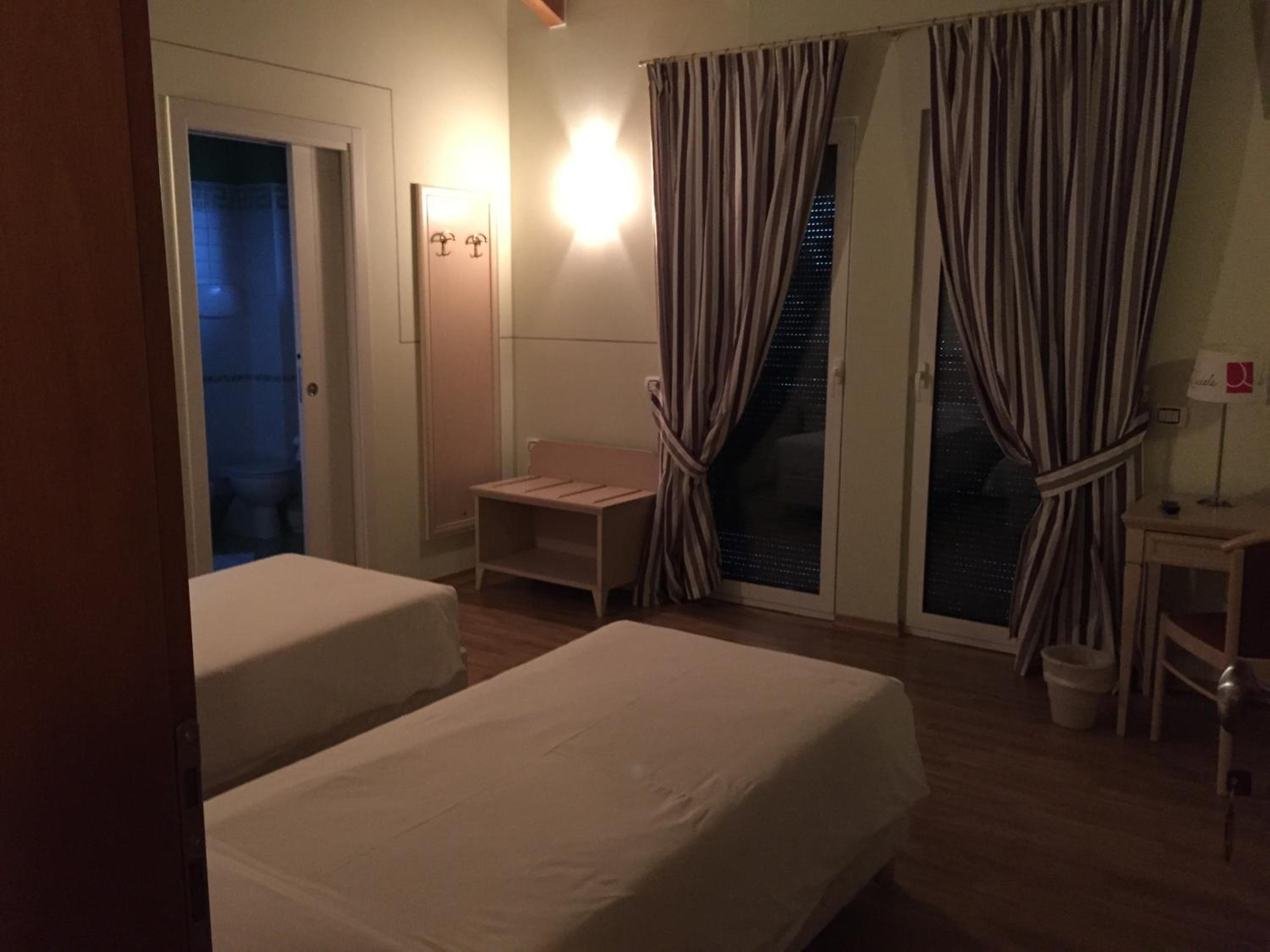 Triple Room - Photo 3