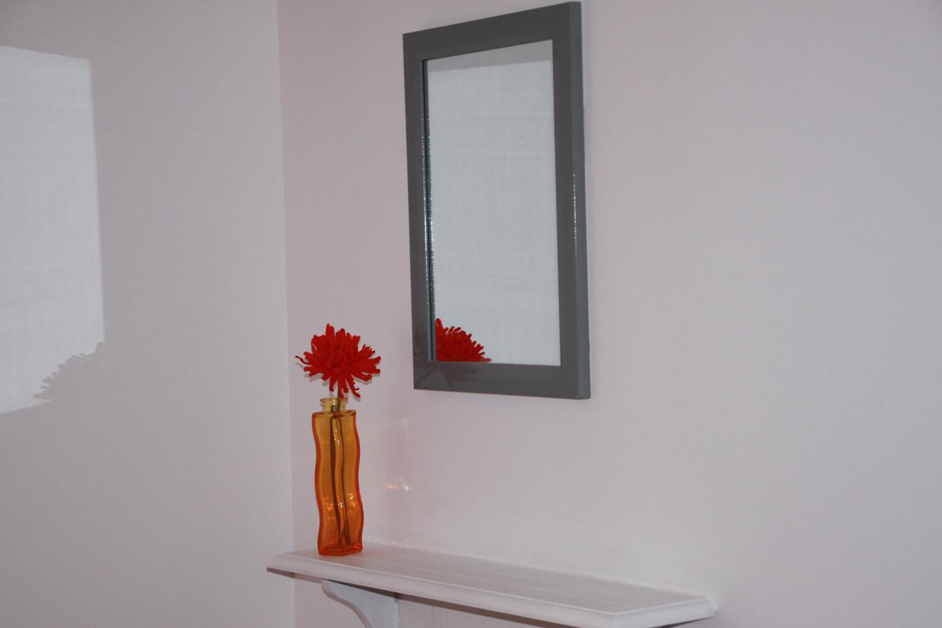 Triple Room with Shared Bathroom photo 2