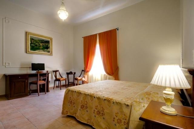 Double or Twin Room photo 1