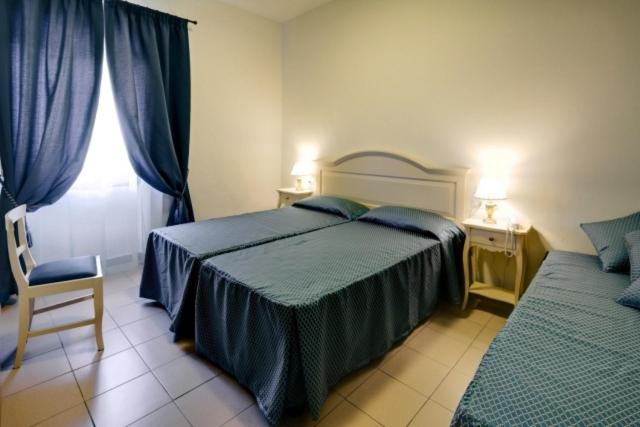Double or Twin Room photo 3