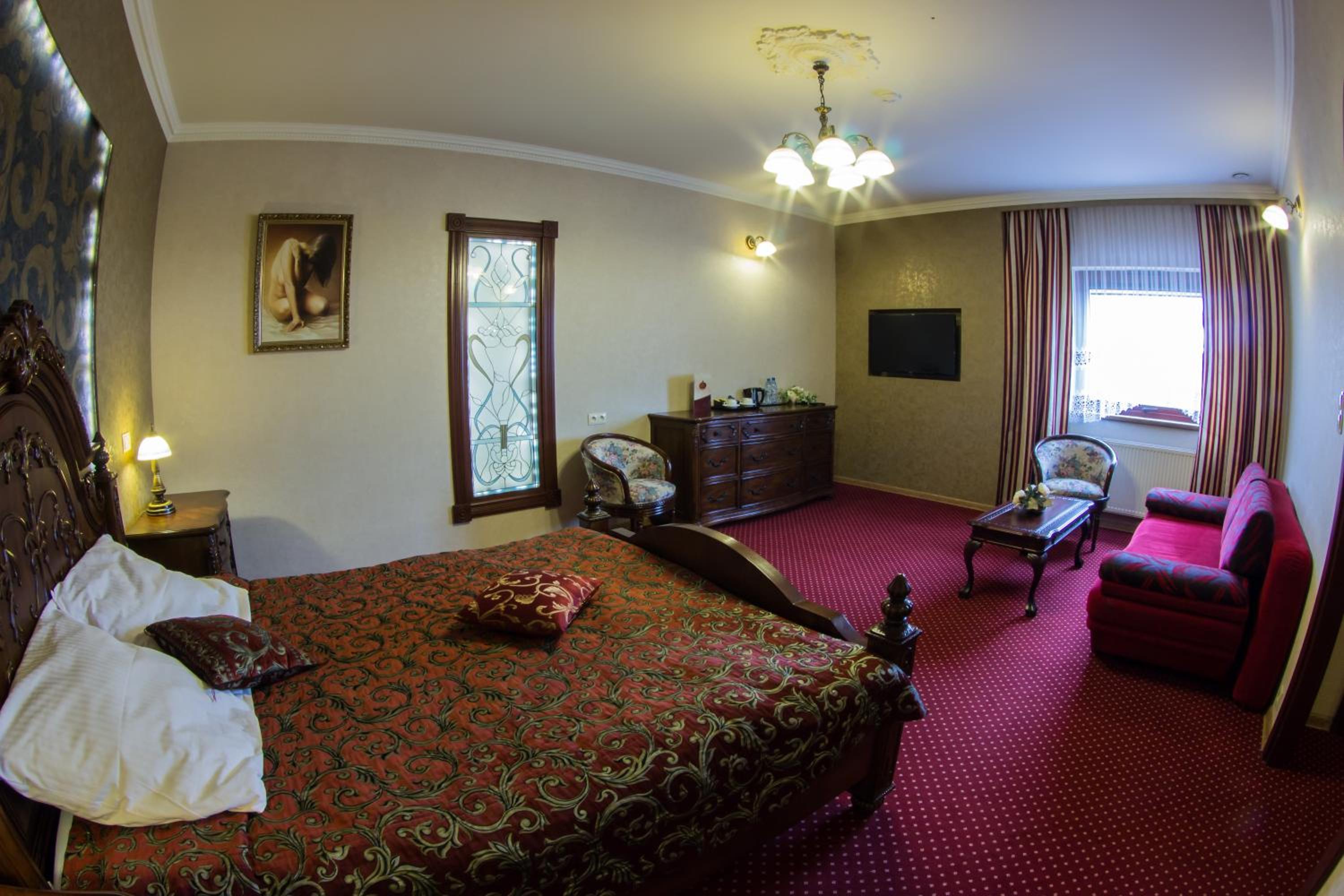 Suite - Photo 4