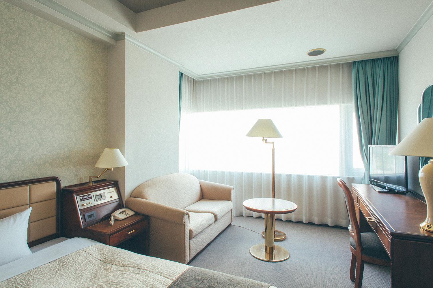 King Double Room - Non-Smoking