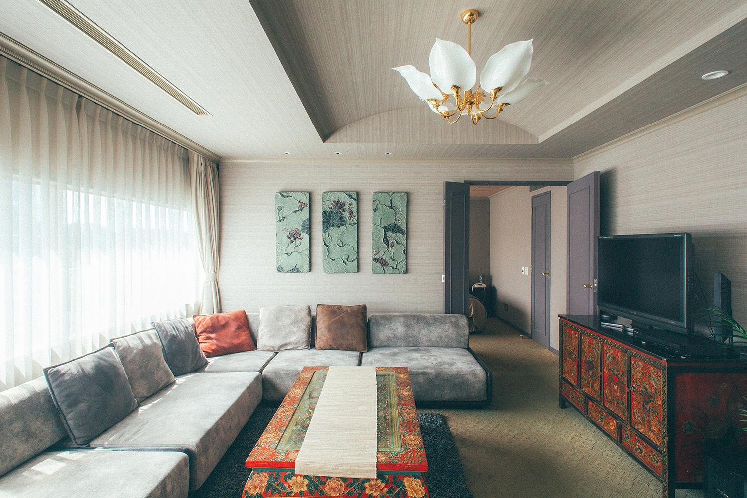 Royal Suite - Non-Smoking - Photo 13